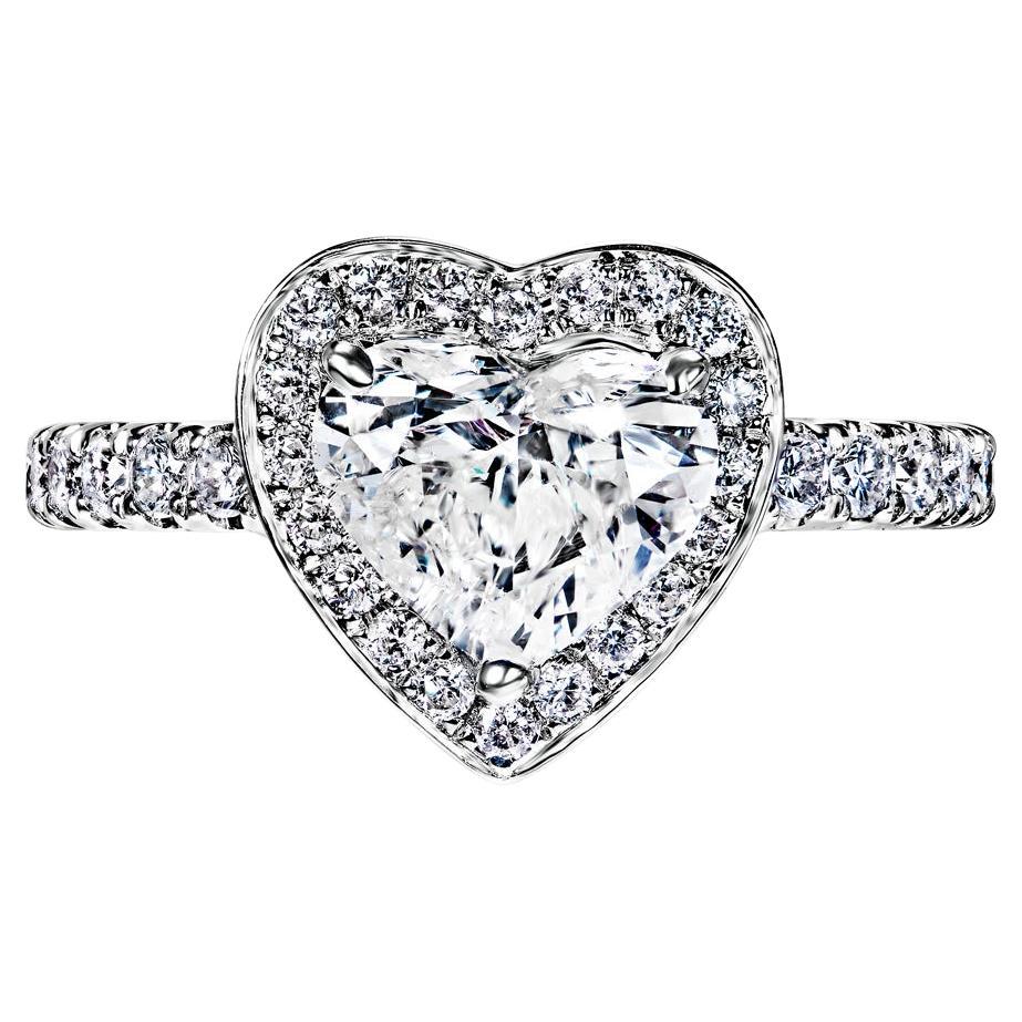 2 Carat Heart Shape Diamond Engagement Ring Certified H SI3 For Sale