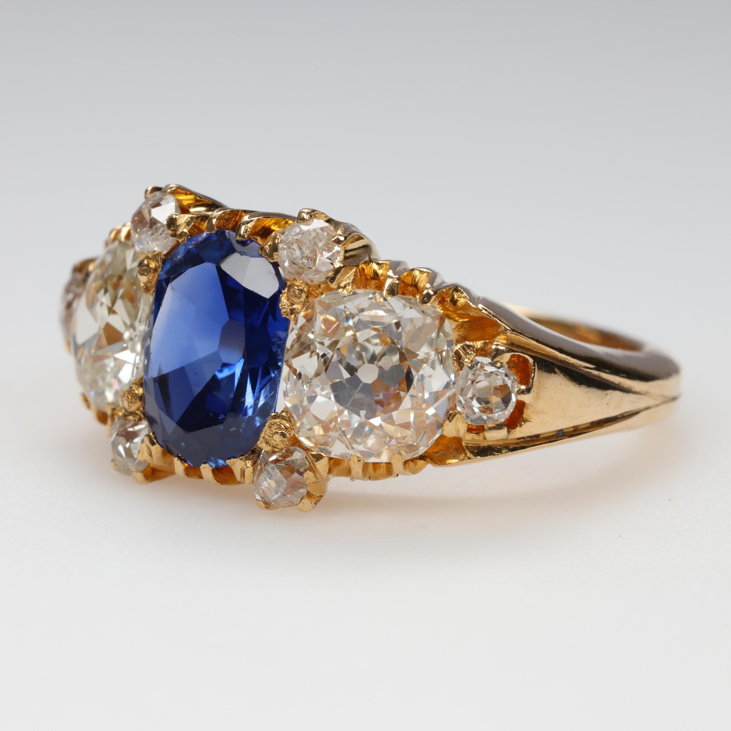 Kashmir Sapphire & Diamond Ring SSEF, AGL & GCS Certified No-Heat, 2-Carat Stone In Excellent Condition In Southbury, CT