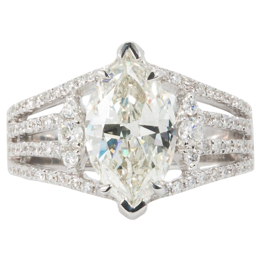 Anillo de diamantes de oro blanco de 18 quilates con diamante marquesa de 2 quilates certificado por el GIA