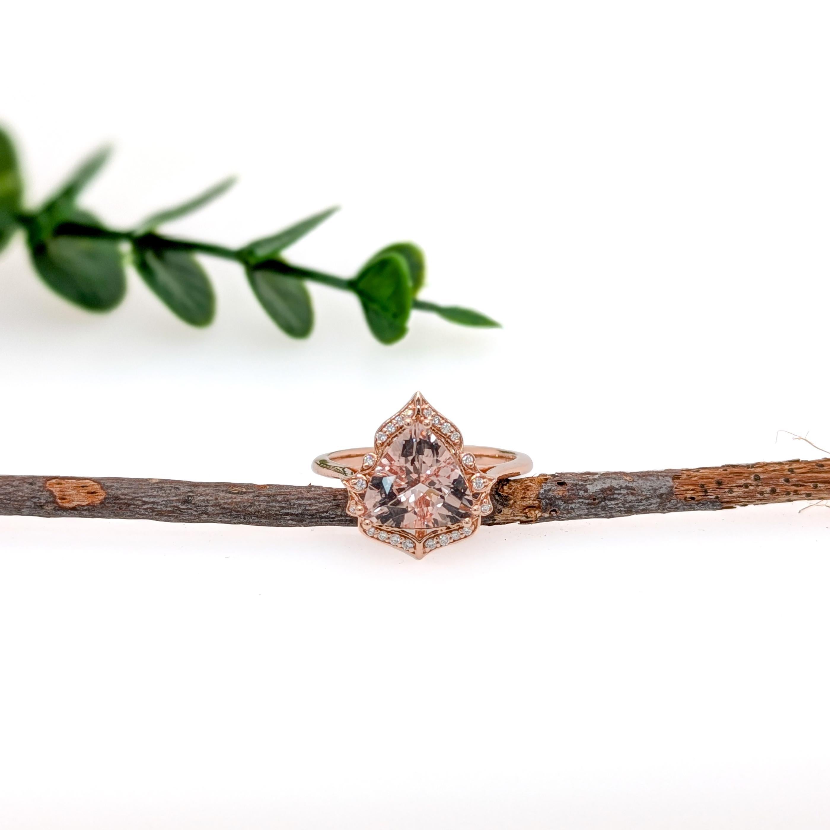 Taille trillion Bague Morganite de 2 carats avec diamants extraits de la terre en or massif 14 carats  TR 9mm en vente