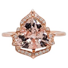 Anillo de Morganita de 2 Quilates con Diamantes Extraídos de la Tierra en Oro Macizo de 14K  TR 9mm