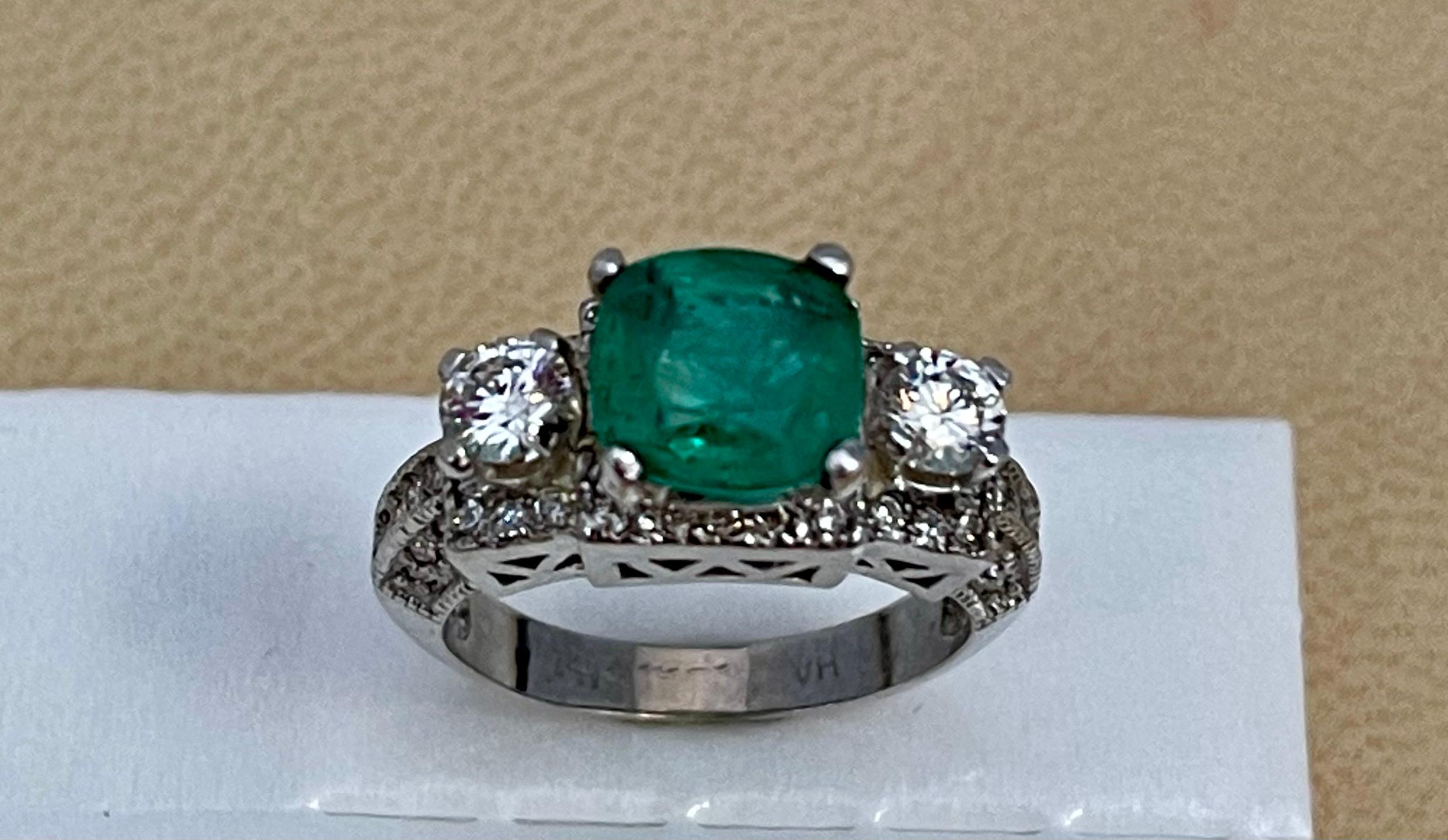2 Carat Natural Cushion Cut Emerald & Diamond Ring 14 Karat White Gold For Sale 8