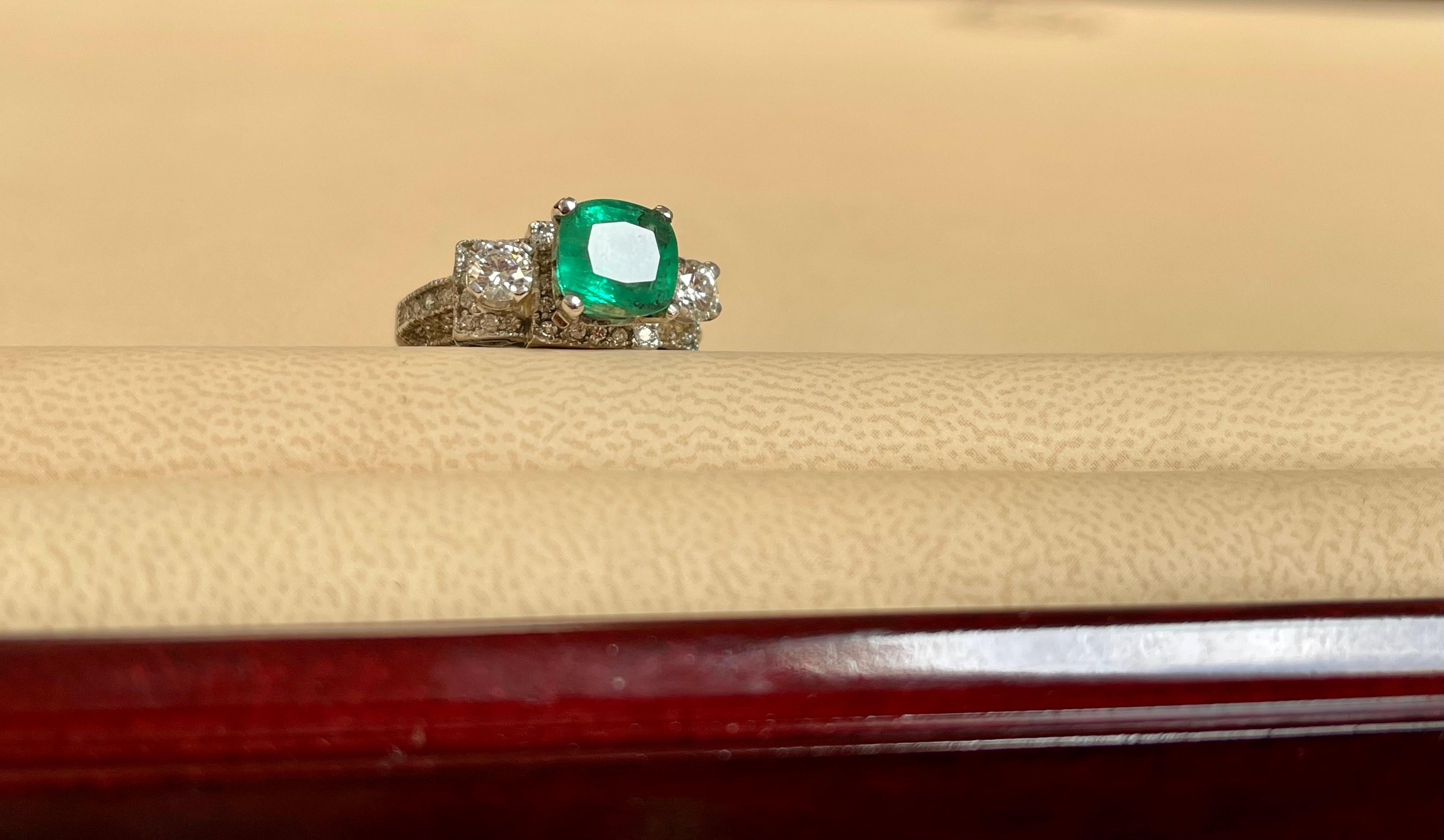 2 Carat Natural Cushion Cut Emerald & Diamond Ring 14 Karat White Gold For Sale 7