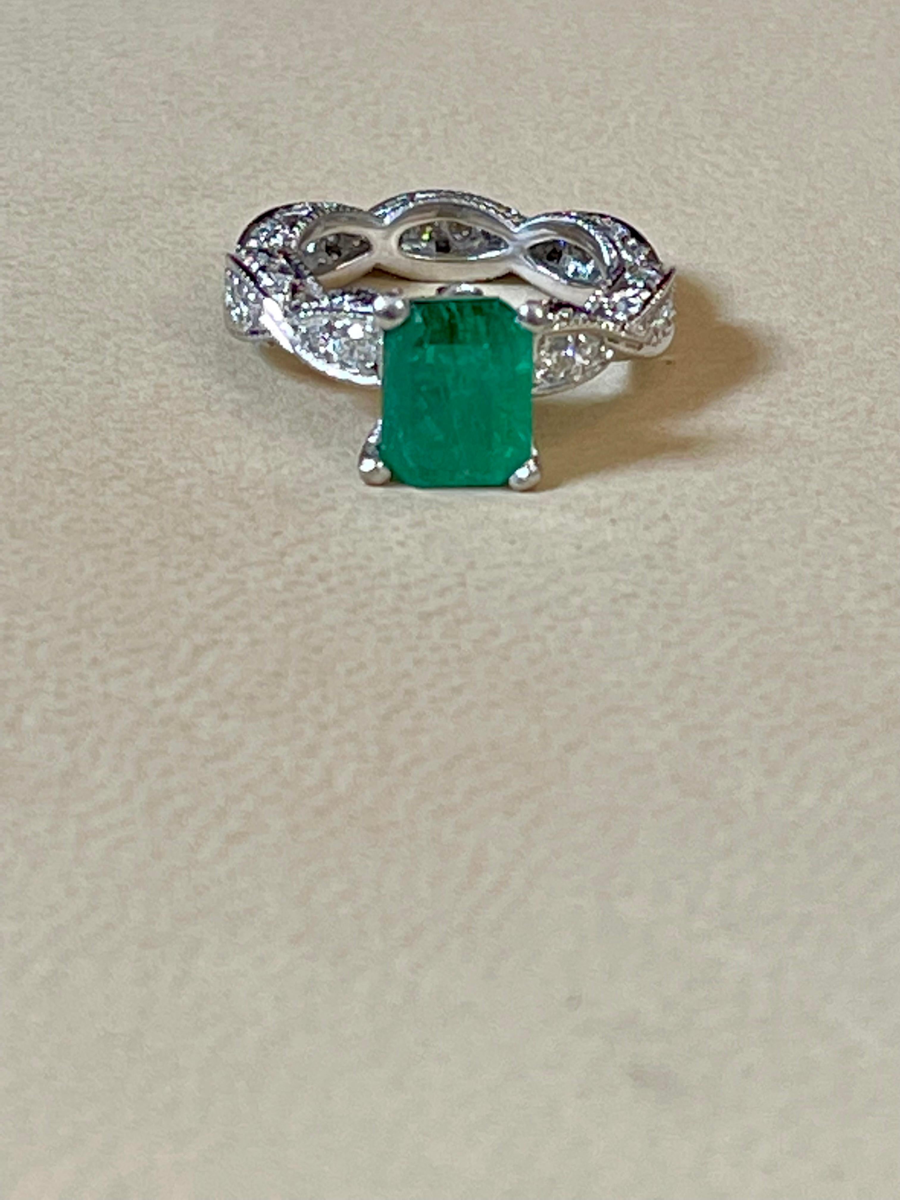 2 Carat Natural Emerald Cut Emerald & 0.85 Ct Diamond Ring in Platinum For Sale 7
