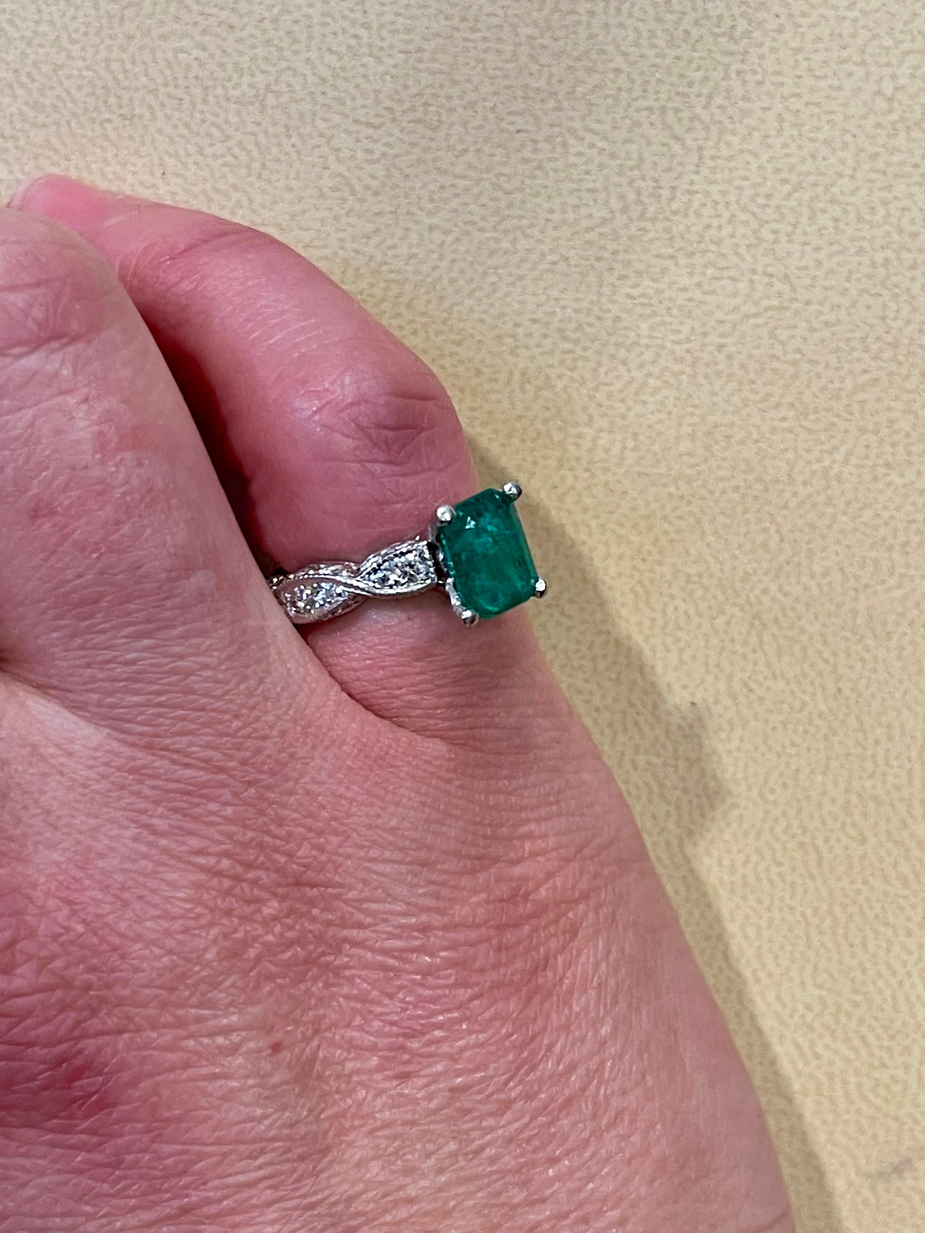 2 Carat Natural Emerald Cut Emerald & 0.85 Ct Diamond Ring in Platinum For Sale 8