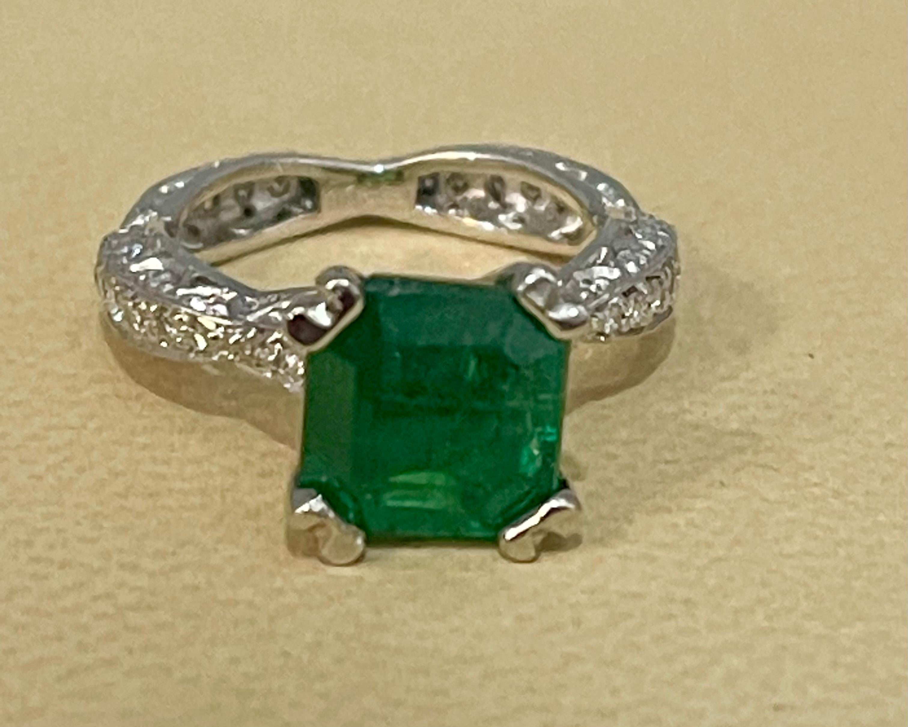 2 Carat Natural Square Emerald & 0.65 Ct Diamond Ring in Platinum For Sale 6