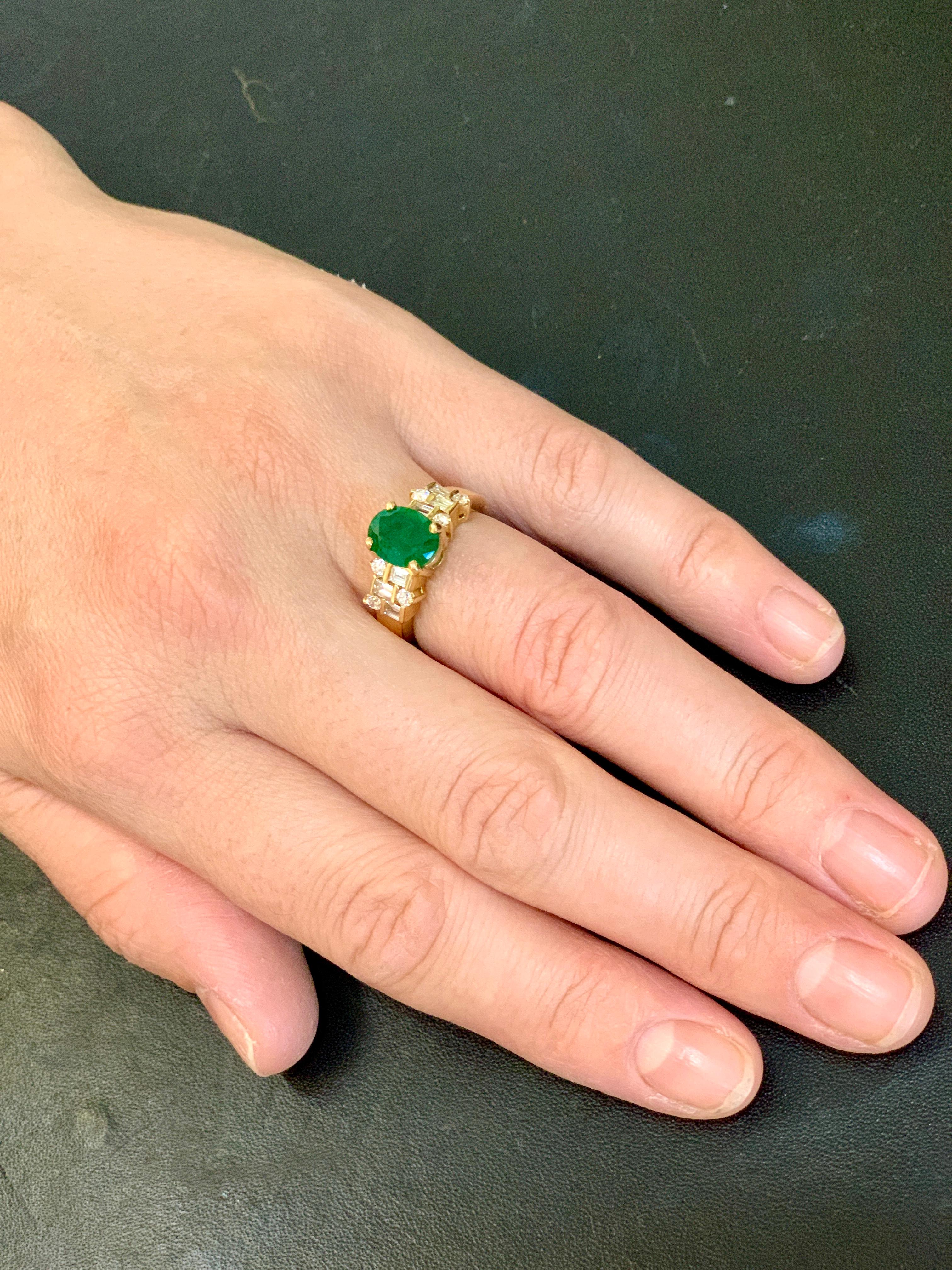 2 carat oval emerald