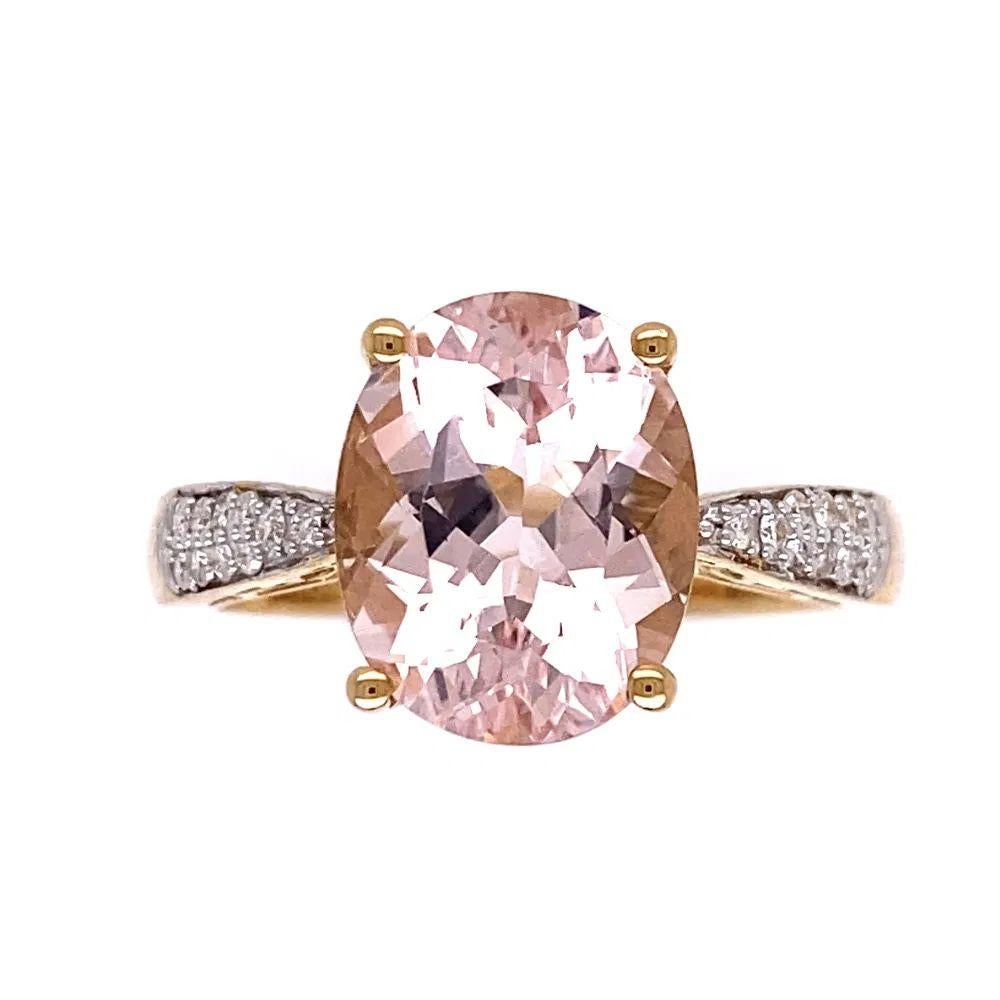 Modernist 2 Carat Oval Kunzite and Diamond Gold Vintage Cocktail Ring For Sale