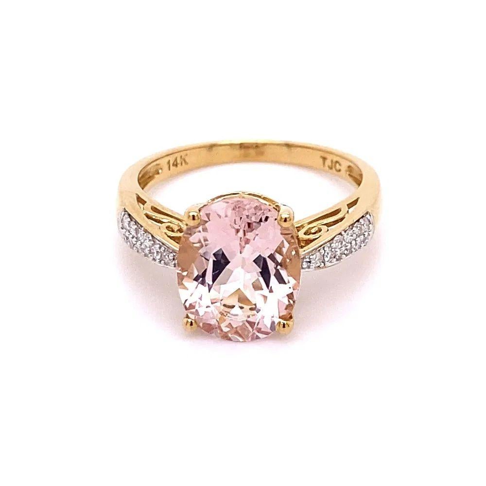Mixed Cut 2 Carat Oval Kunzite and Diamond Gold Vintage Cocktail Ring For Sale