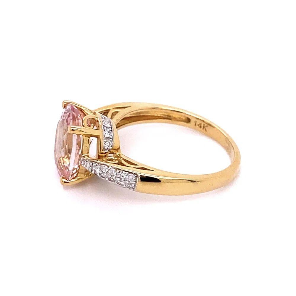 Women's 2 Carat Oval Kunzite and Diamond Gold Vintage Cocktail Ring For Sale