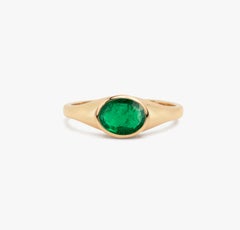 2 Carat Oval Natural Emerald Signet Ring for Men and Women in 18k Solid Gold
