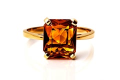 Anello solitario in oro giallo 18 carati con Citrino di Palmira da 2 carati di Alexander Leyser