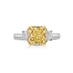 2 Carat Radiant Diamond Ring Fancy Yellow 14K Gold Rare Fancy-Color Splendour