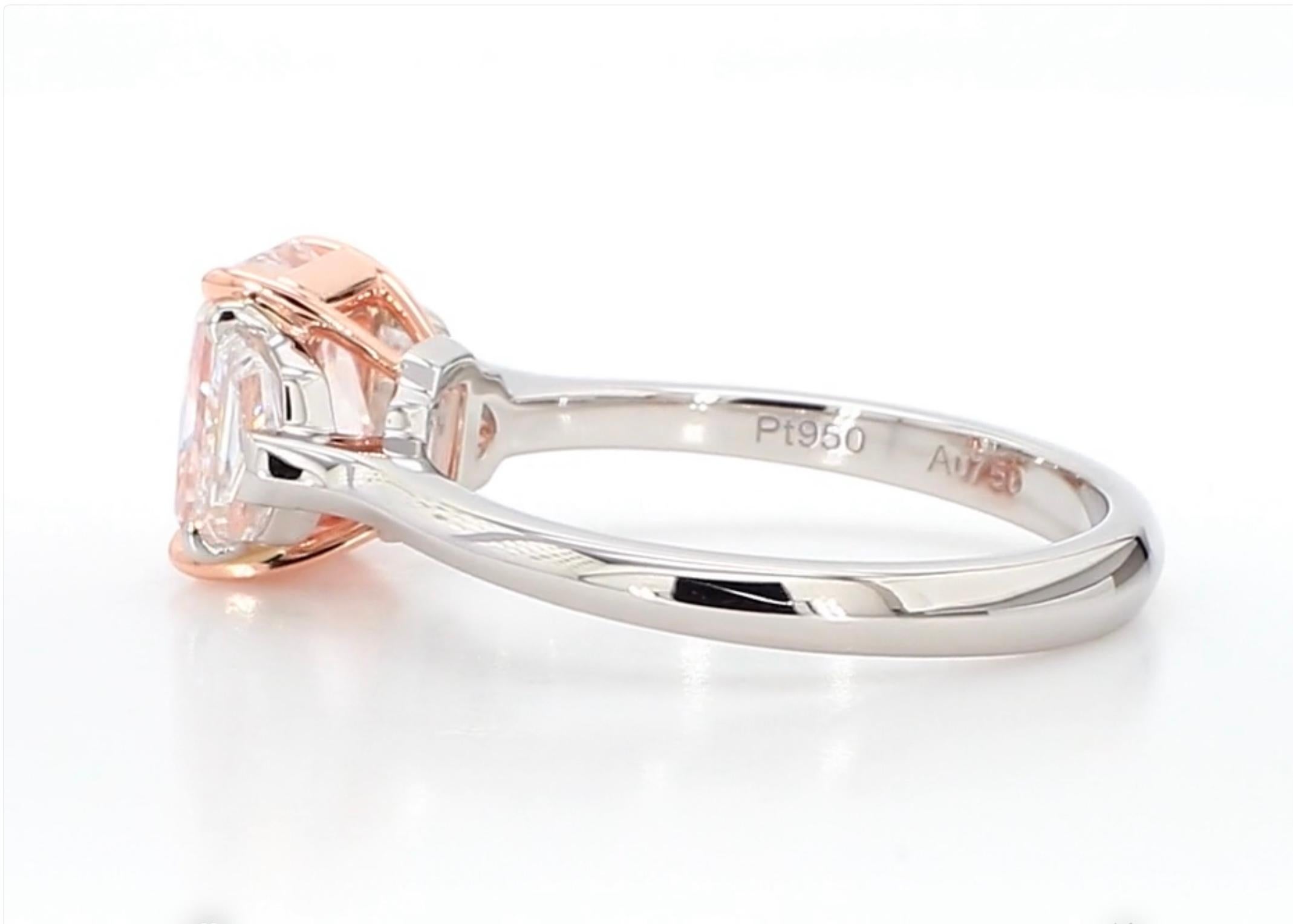 2 quilates. Anillo de compromiso de diamante rosa pardusco fantasía natural radiante, informe GIA en Nuevo estado para la venta en New York, NY
