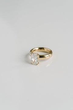 2 Carat Radiant Statement Brilliant White 14K White Gold Effortless Elegance