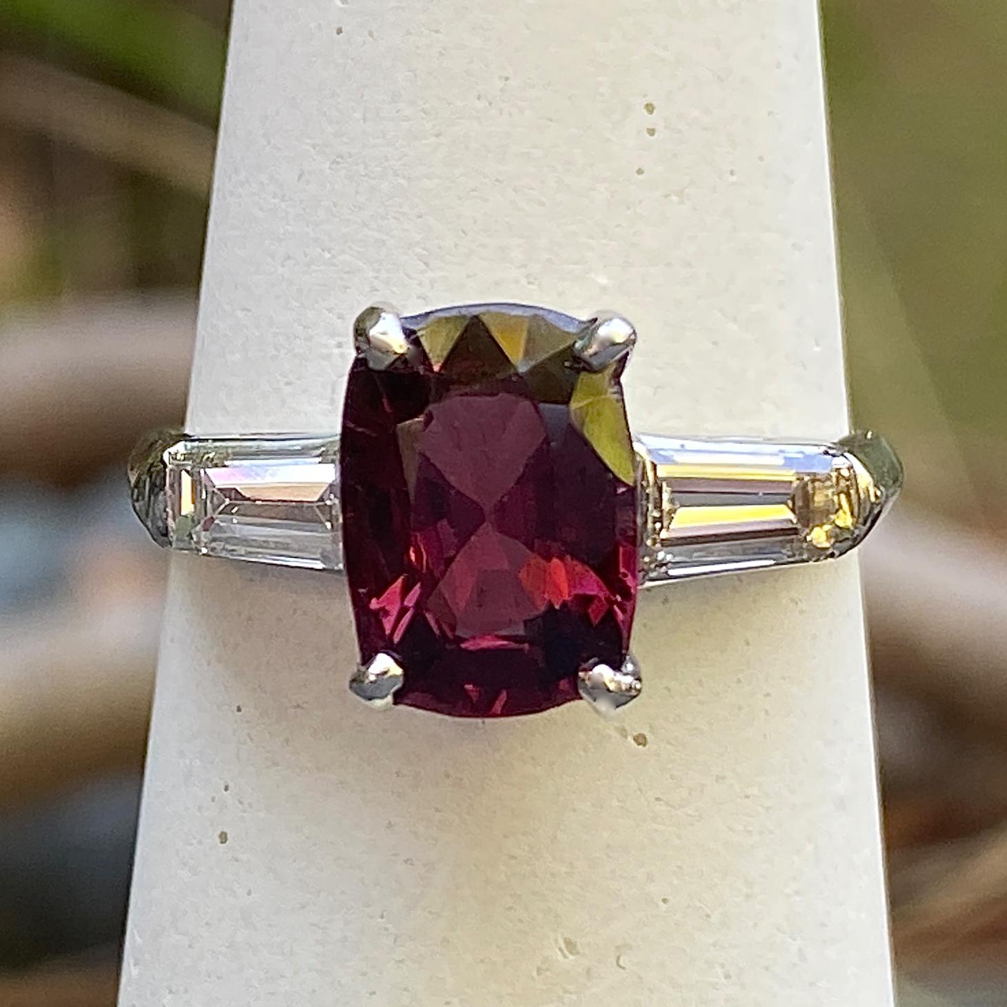 2 Carat Red Spinel Set in Classic Platinum 3-Stone Ring with Diamond Baguettes In Good Condition In Sherman Oaks, CA