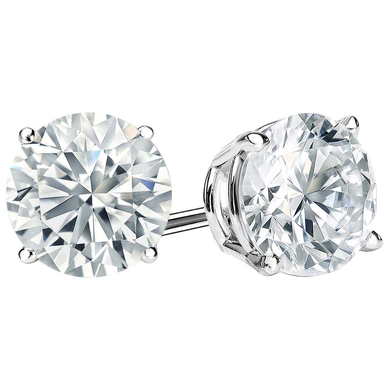 2 Carat Round Brilliant Cut Diamond Stud Earrings 14 Karat White Gold Setting 2 Carat Round Brilliant Cut Diamond Stud Earrings 14 Karat White Gold Setting