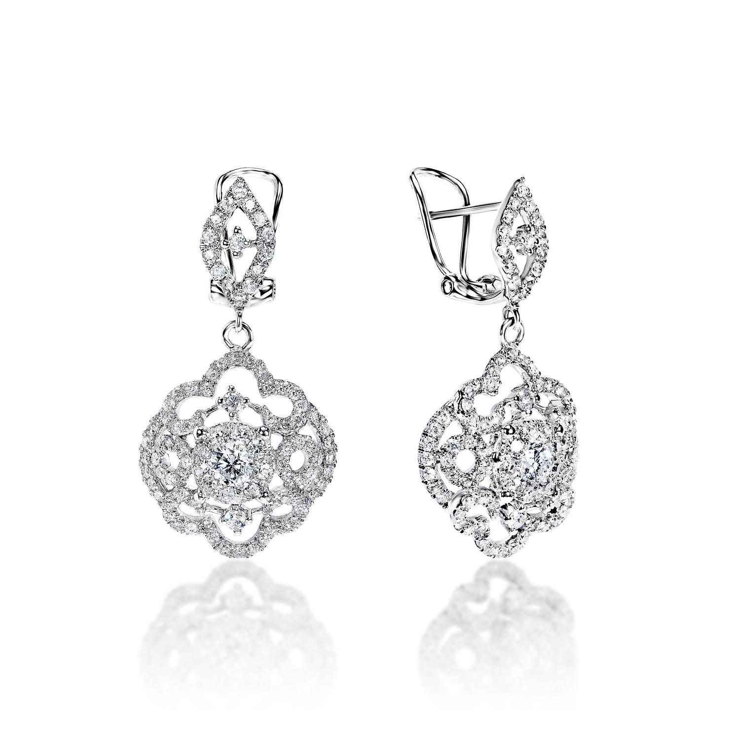 Round Cut 2 Carat Round Brilliant Diamond English Lock Earrings Certified For Sale