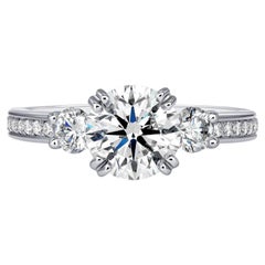 2 Carat Round Brilliant Diamond Ring Brilliant White 14K White Gold Quiet Power
