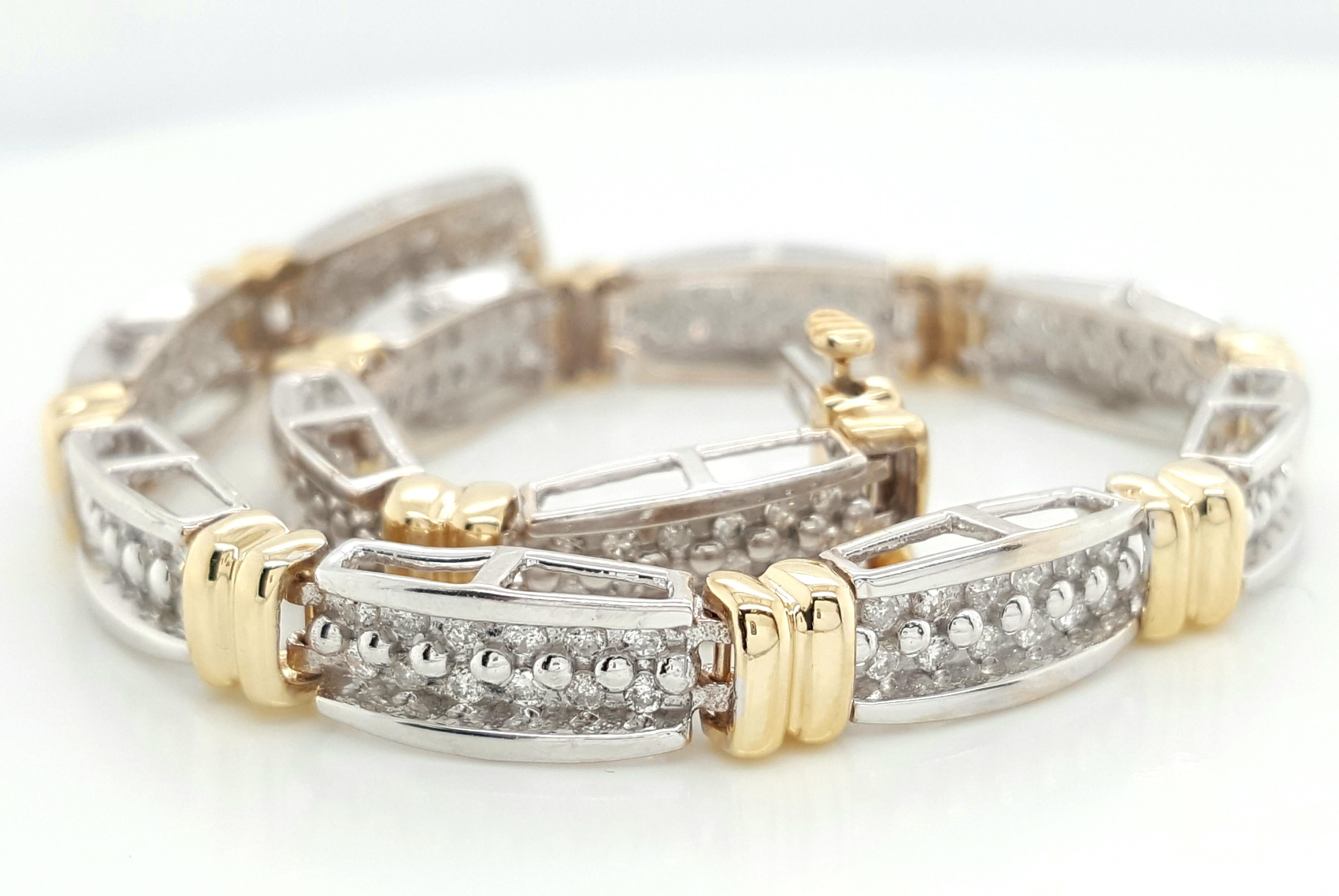 2 Carat Round Cut Diamond 14 Karat Two Tone Gold Bracelet In Good Condition For Sale In Addison, TX