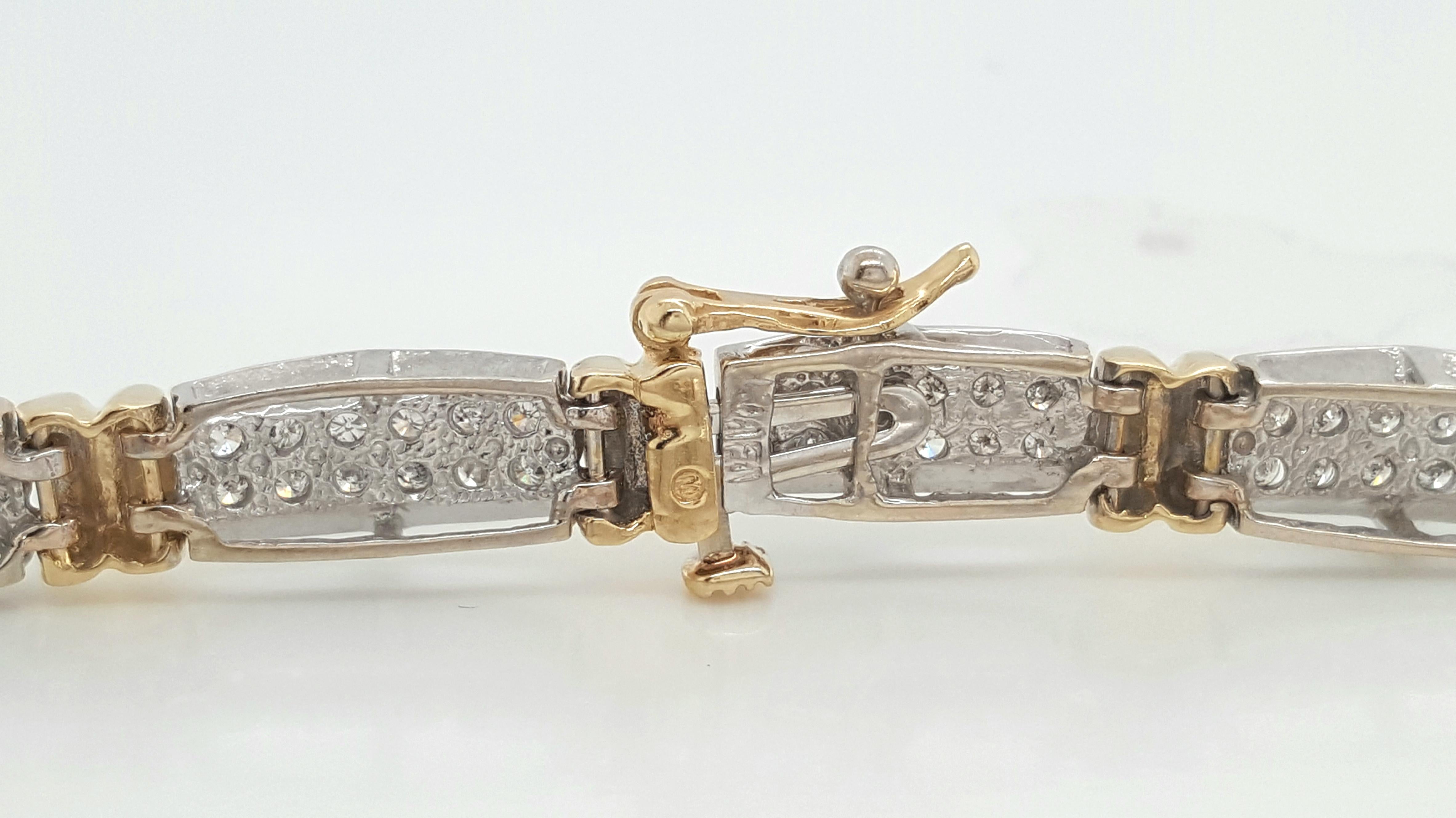 Women's or Men's 2 Carat Round Cut Diamond 14 Karat Two Tone Gold Bracelet For Sale