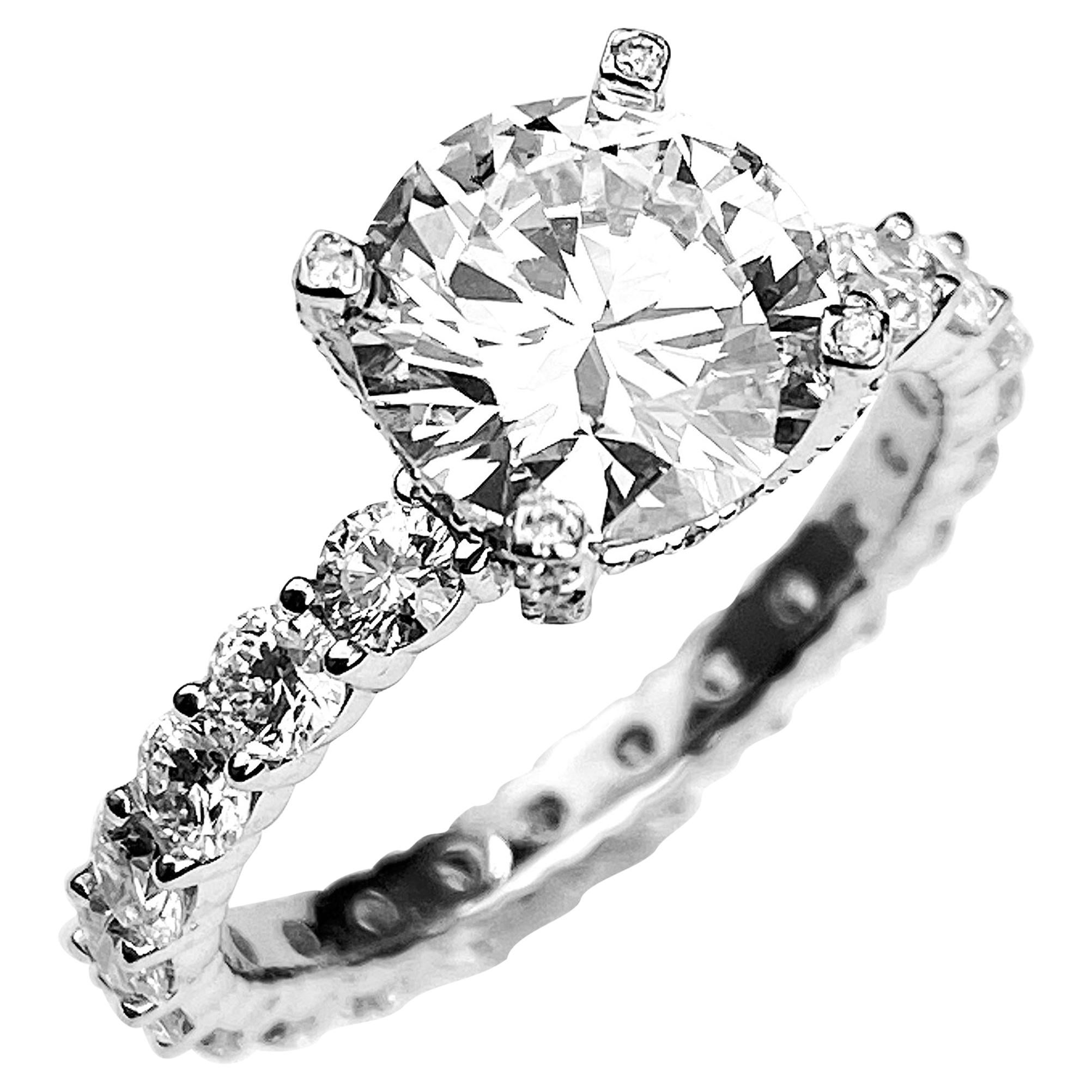 2 Carat Round Cut Engagement Ring with Shared Claw Setting For Sale