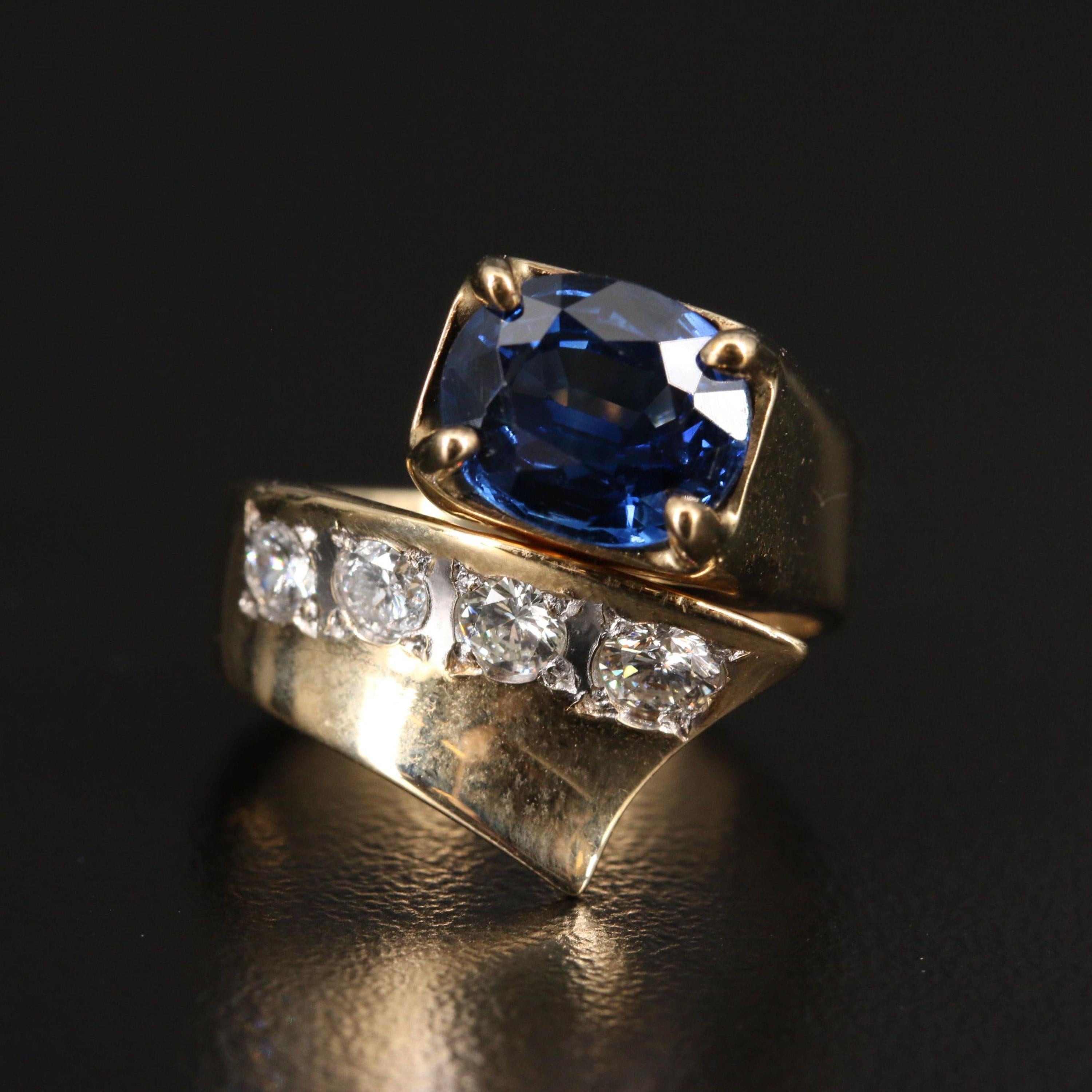 En vente :  Alliance de fiançailles victorienne en saphir 2,2 carats et halo de diamants 7