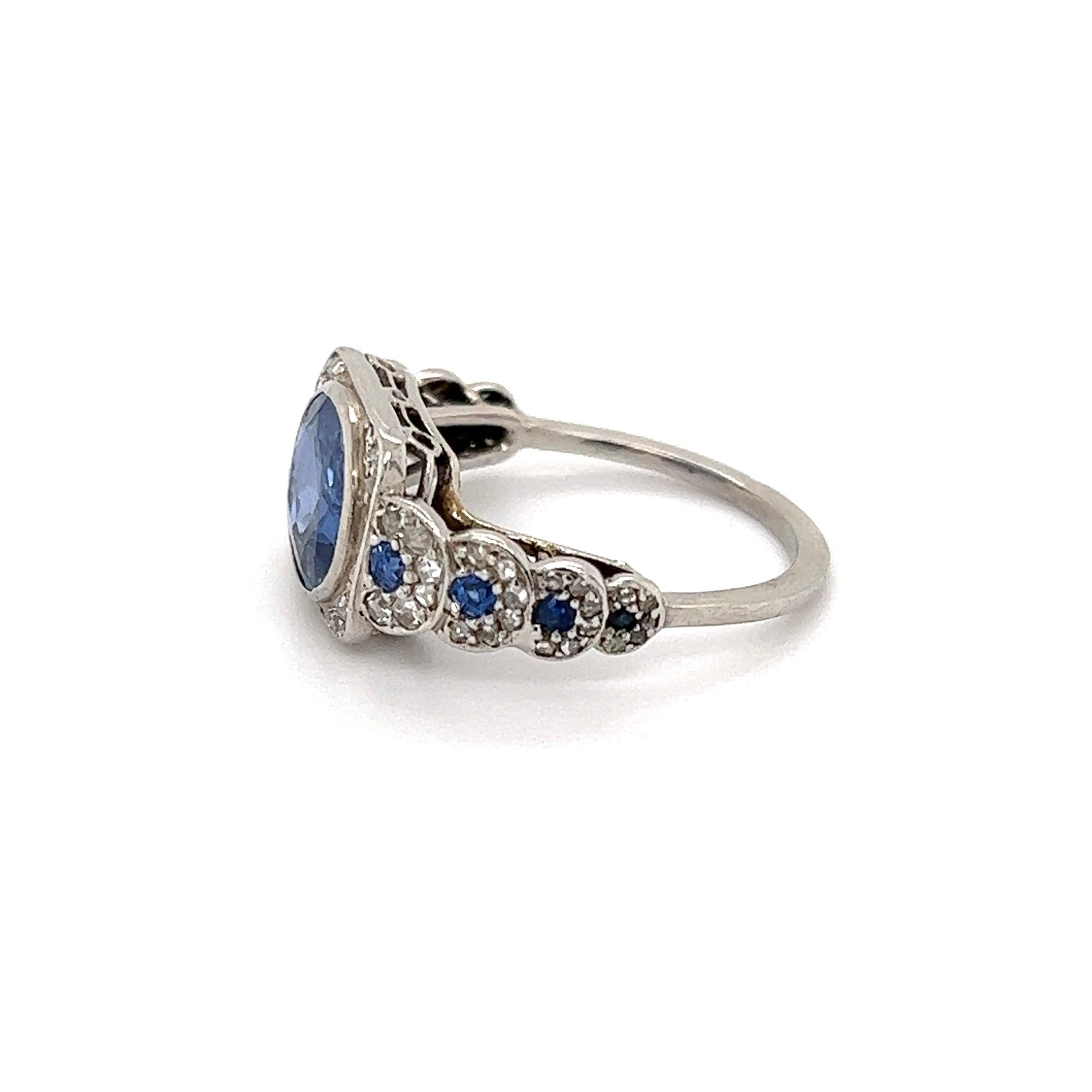 Art Deco 2 Carat Sapphire and Diamond Platinum Ring Estate Fine Jewelry For Sale