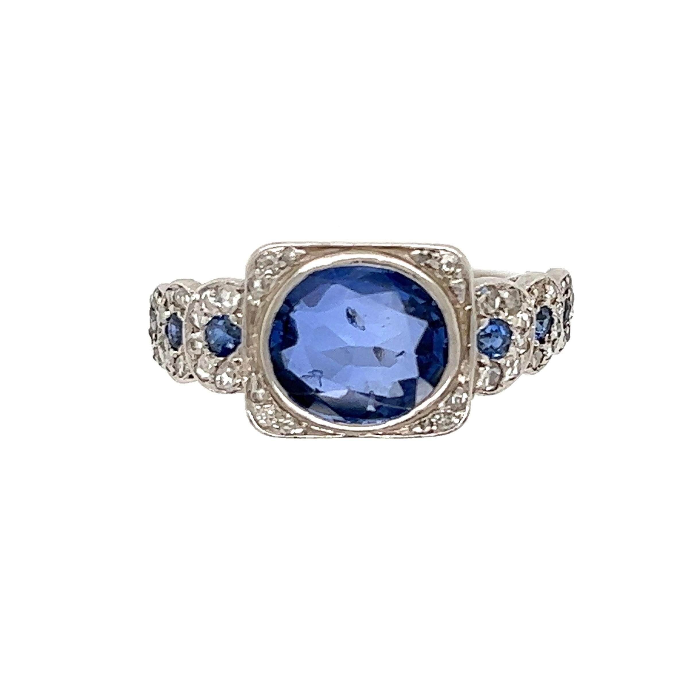 Mixed Cut 2 Carat Sapphire and Diamond Platinum Ring Estate Fine Jewelry For Sale