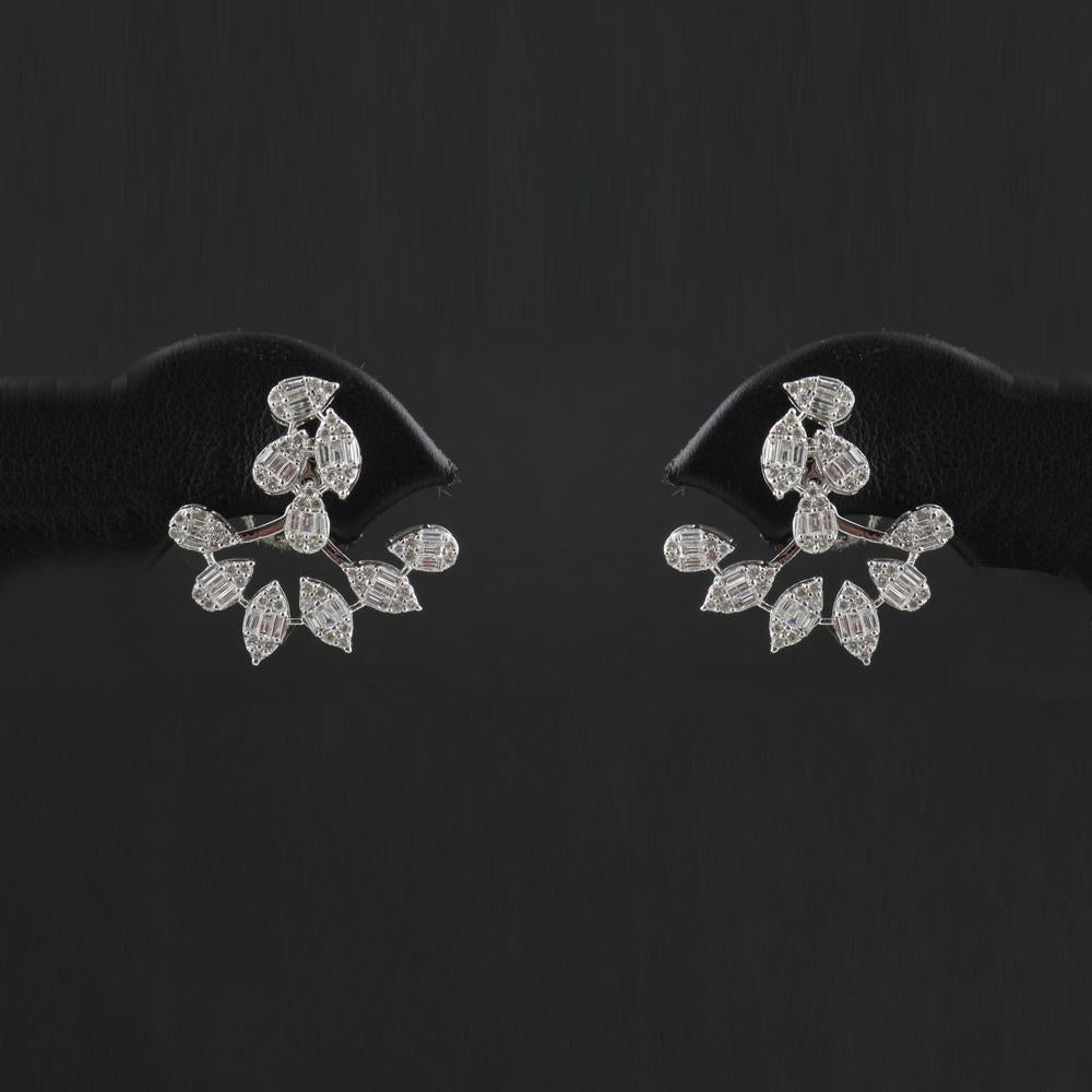 Women's 2 Carat SI Clarity HI Color Baguette Round Diamond Earrings 18 Karat White Gold For Sale
