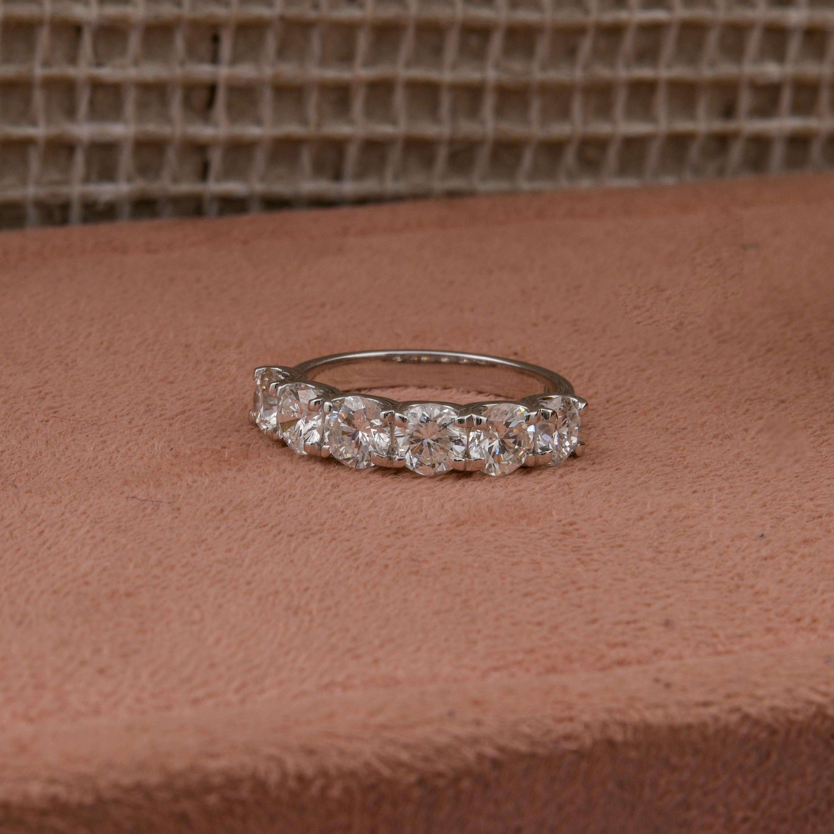Im Angebot: 2 Karat SI Reinheit HI Farbe Diamant Halb Eternity Band Ring 18k Weißgold () 3