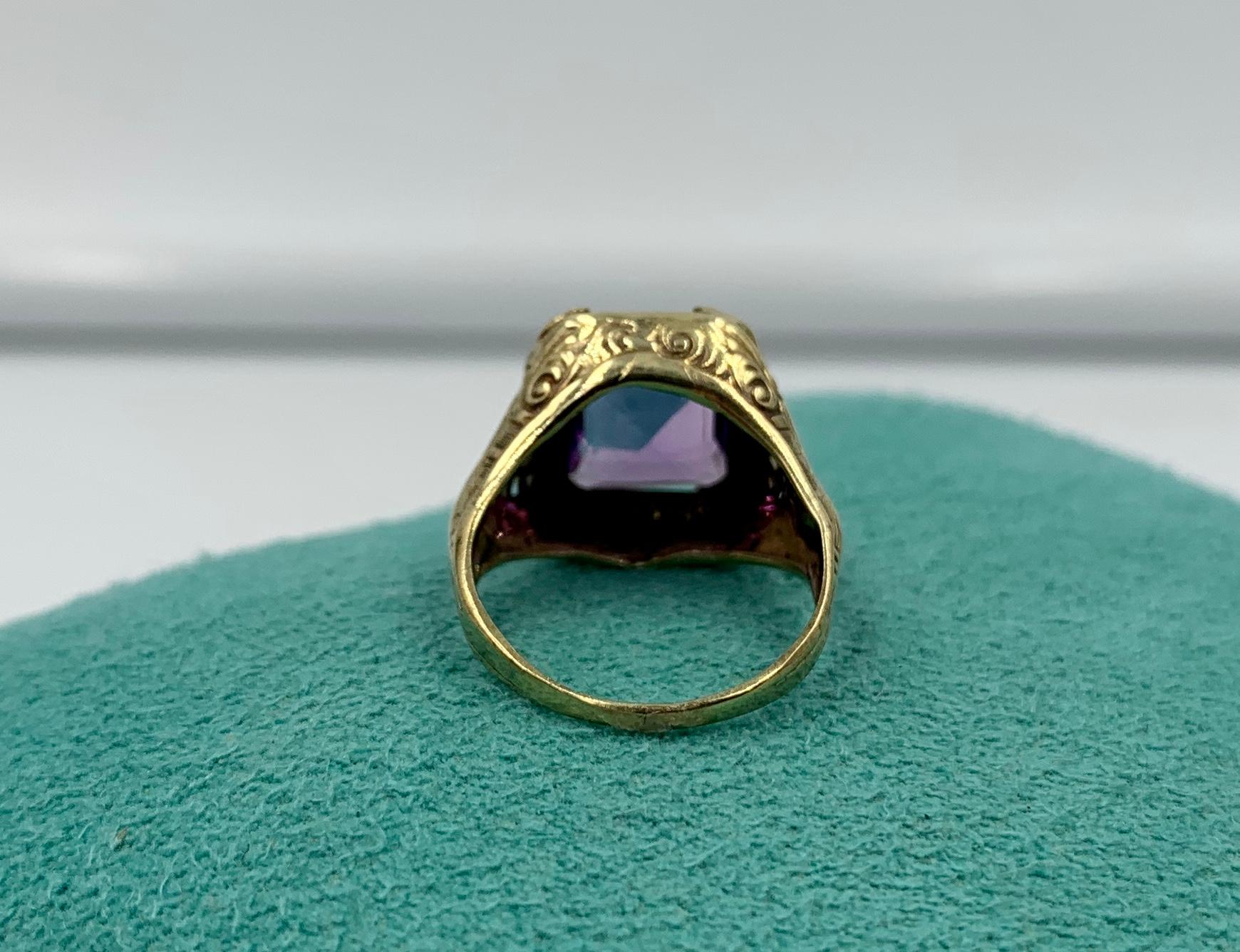 2 Carat Siberian Amethyst Ring 14 Karat Yellow Gold 3