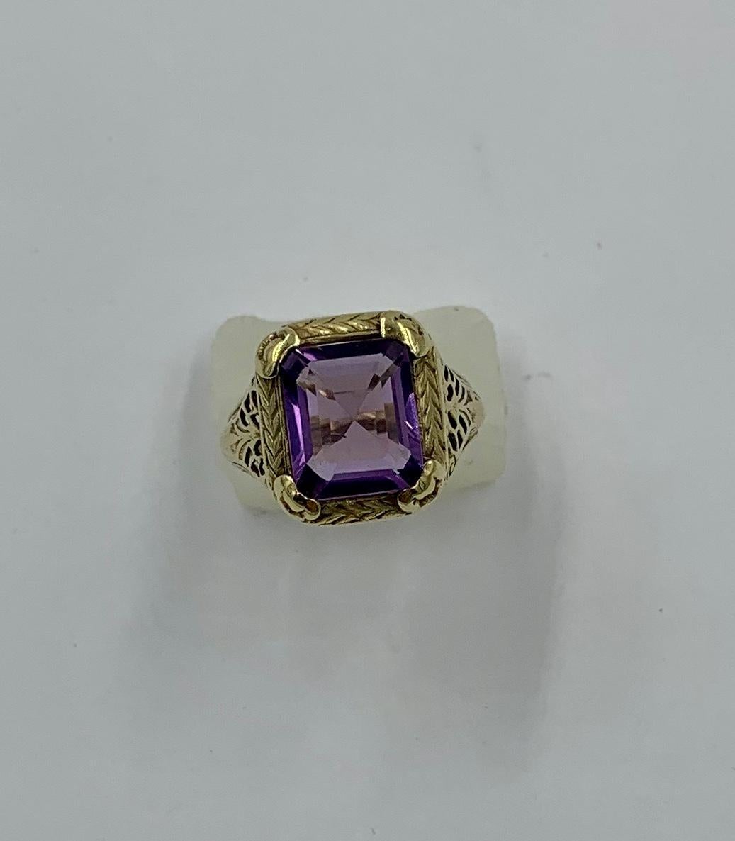 Emerald Cut 2 Carat Siberian Amethyst Ring 14 Karat Yellow Gold