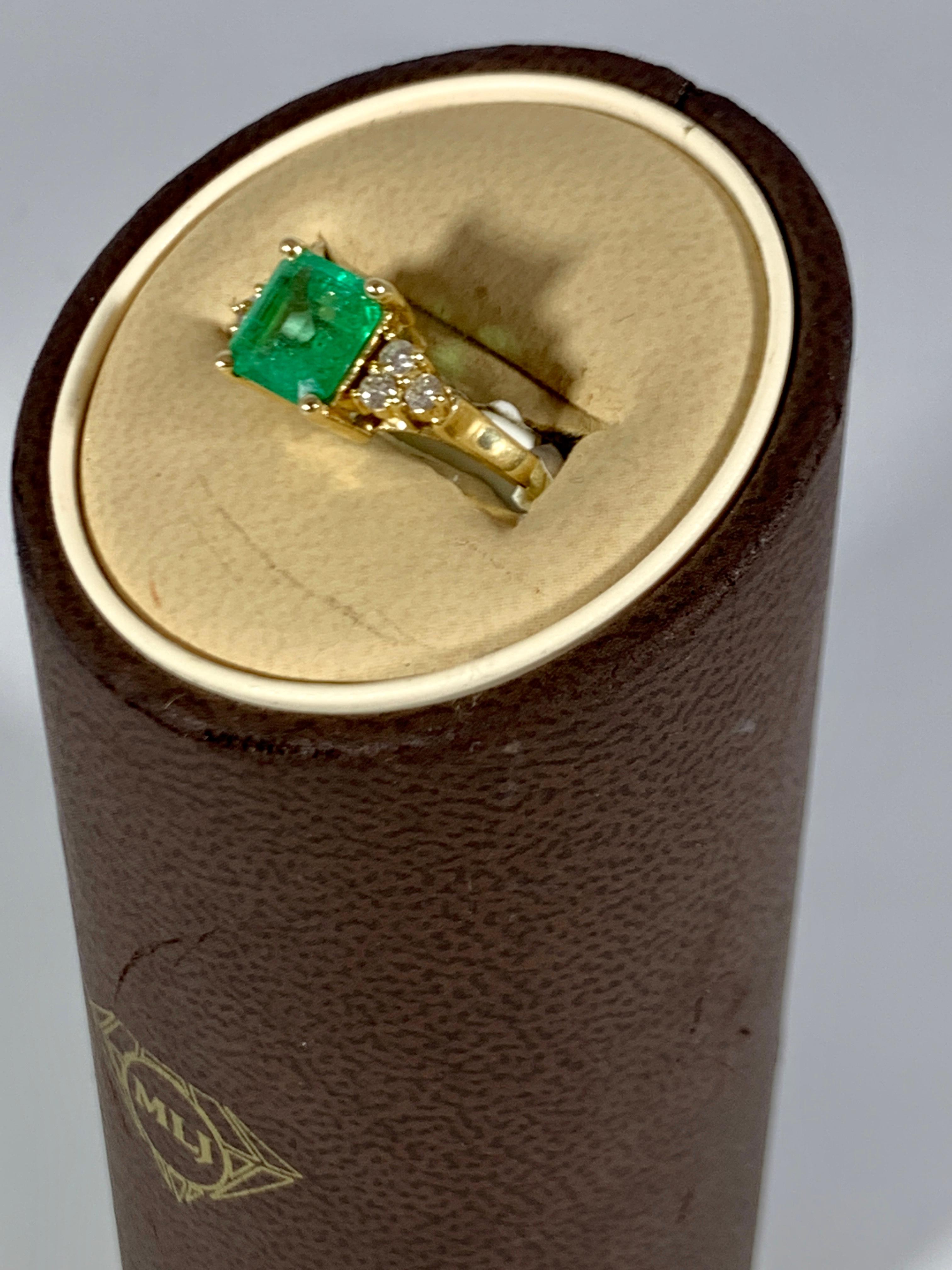 2 Carat Square Cut Emerald and 0.25 Carat Diamond Ring 14 Karat Yellow Gold 2