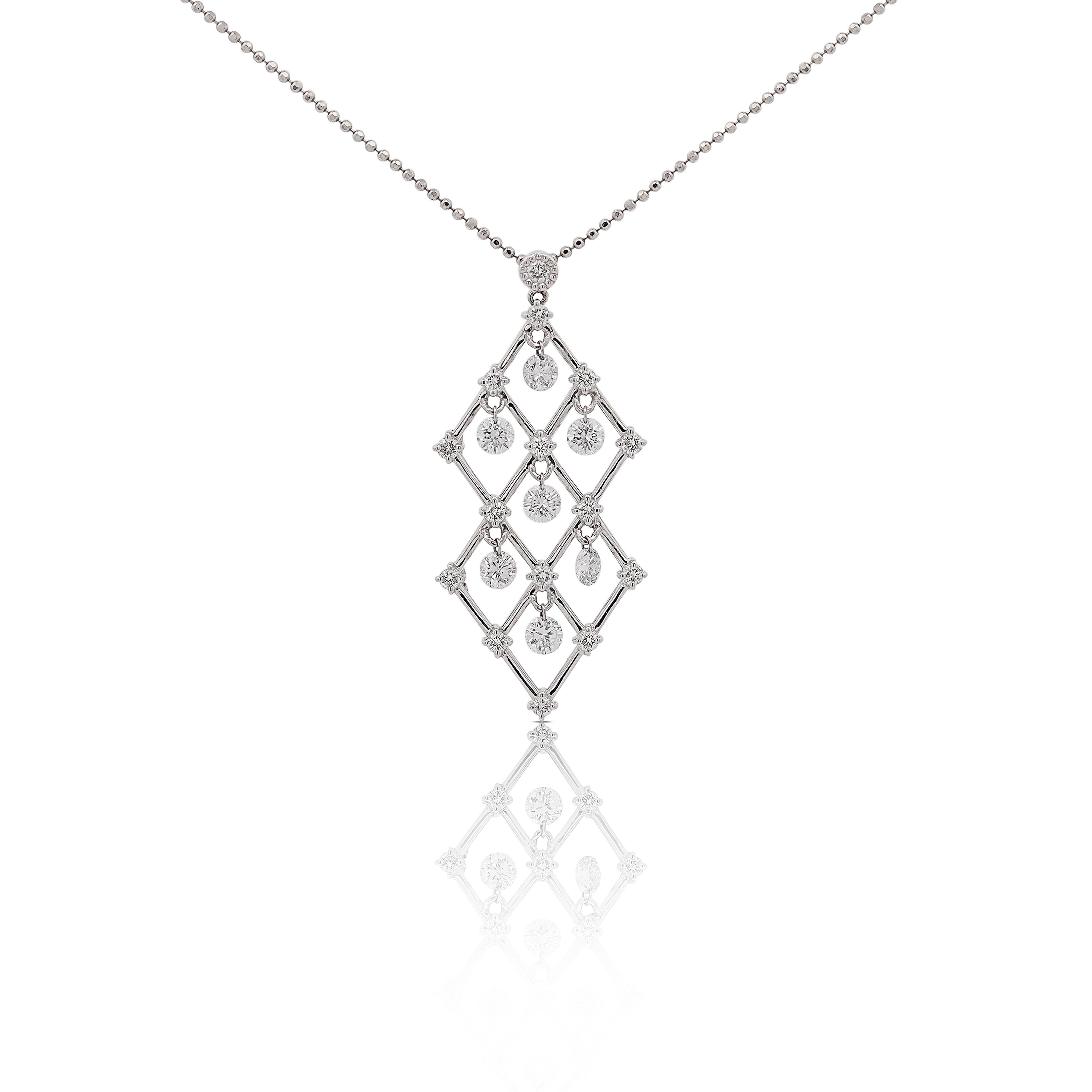 Ciondolo pendente in platino con diamante bianco naturale da 2 carati TW taglio rotondo. Fissato su una collana con catena in platino da 18 pollici e sfera da 2 mm.

Dettagli:
Tipo di articolo: Ciondolo con diamante in platino
Metallo: Platino