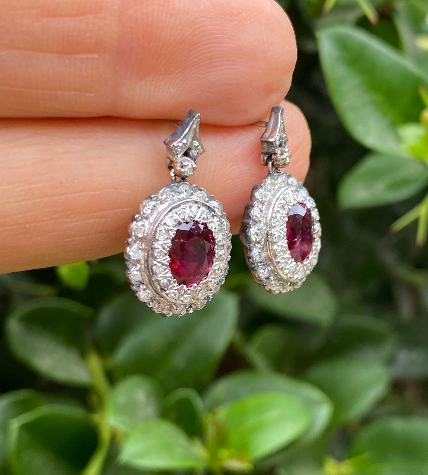 MASTERLY CRAFTED APPEALING DIAMOND CUT FACETED FINE RUBY STUDDED EARRING 