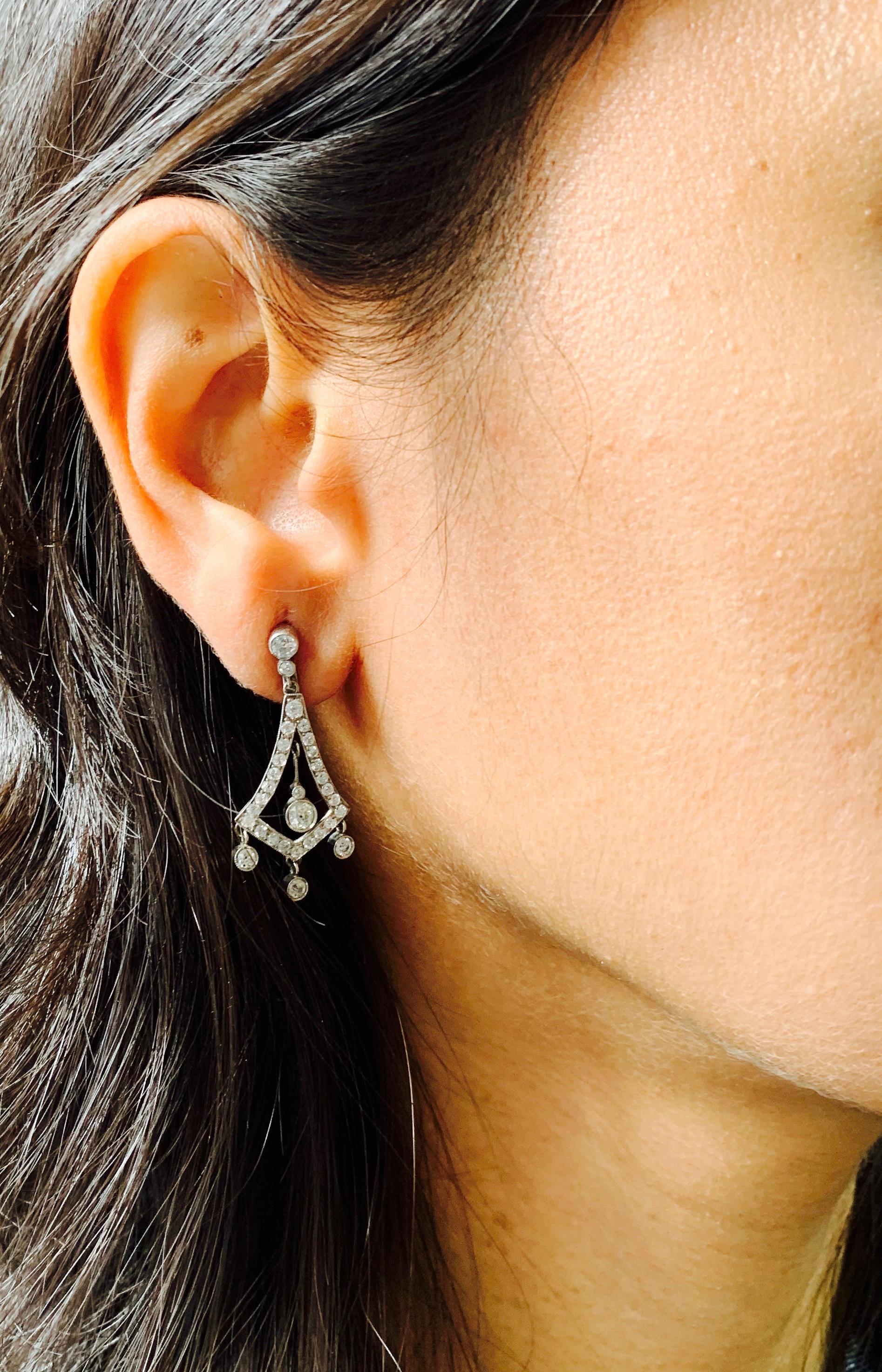Women's 2 Carat White Diamond Dangle Earrings in Platinum For Sale