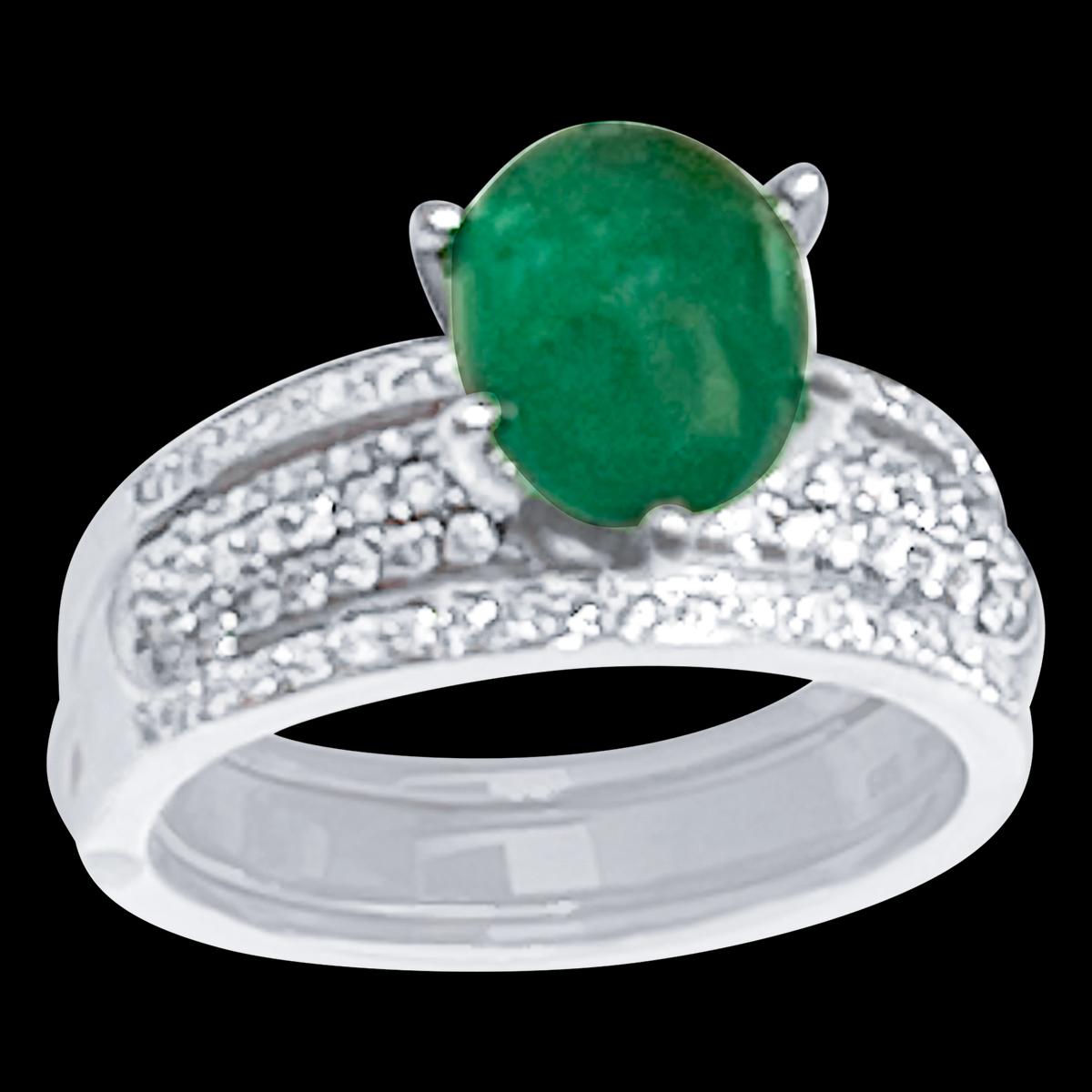 2 Carat Zambian Emerald Cabochon & Diamond Cocktail  Ring 14 Kt Gold with Band In Excellent Condition For Sale In New York, NY