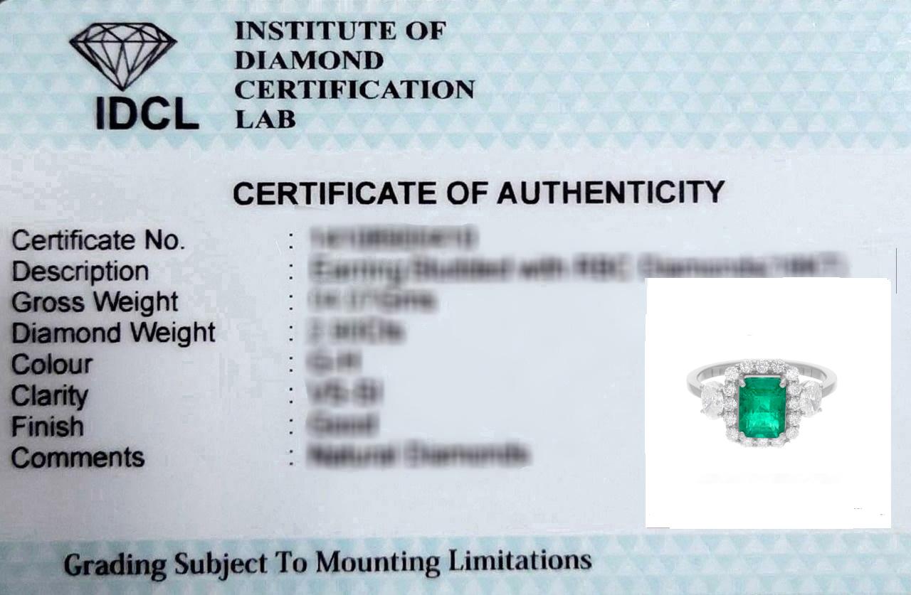 Women's 2 Carat Zambian Emerald Cocktail Ring 1 Carat SI/H Diamond 14 Karat White Gold For Sale