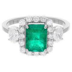 2 Karat sambischer Smaragd Cocktail-Ring 1 Karat SI/H Diamant 14 Karat Weißgold