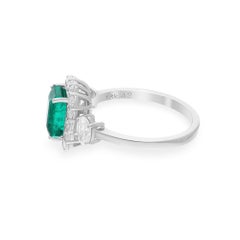 2 Carat Zambian Emerald Cocktail Ring 1 Carat SI/H Diamond 18 Karat White Gold