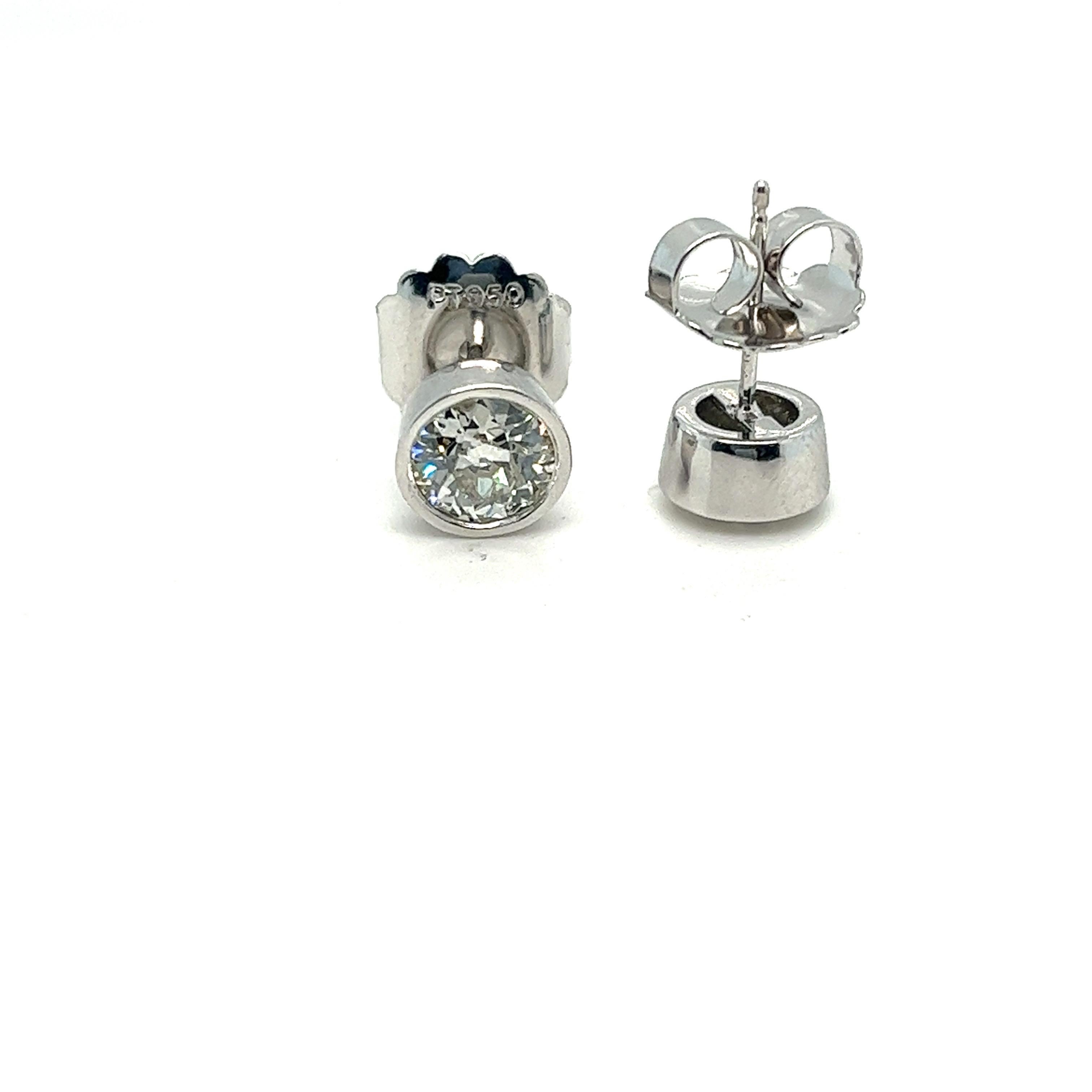 2 Carats Old European Cut Diamonds Platinum Stud Earrings For Sale 2