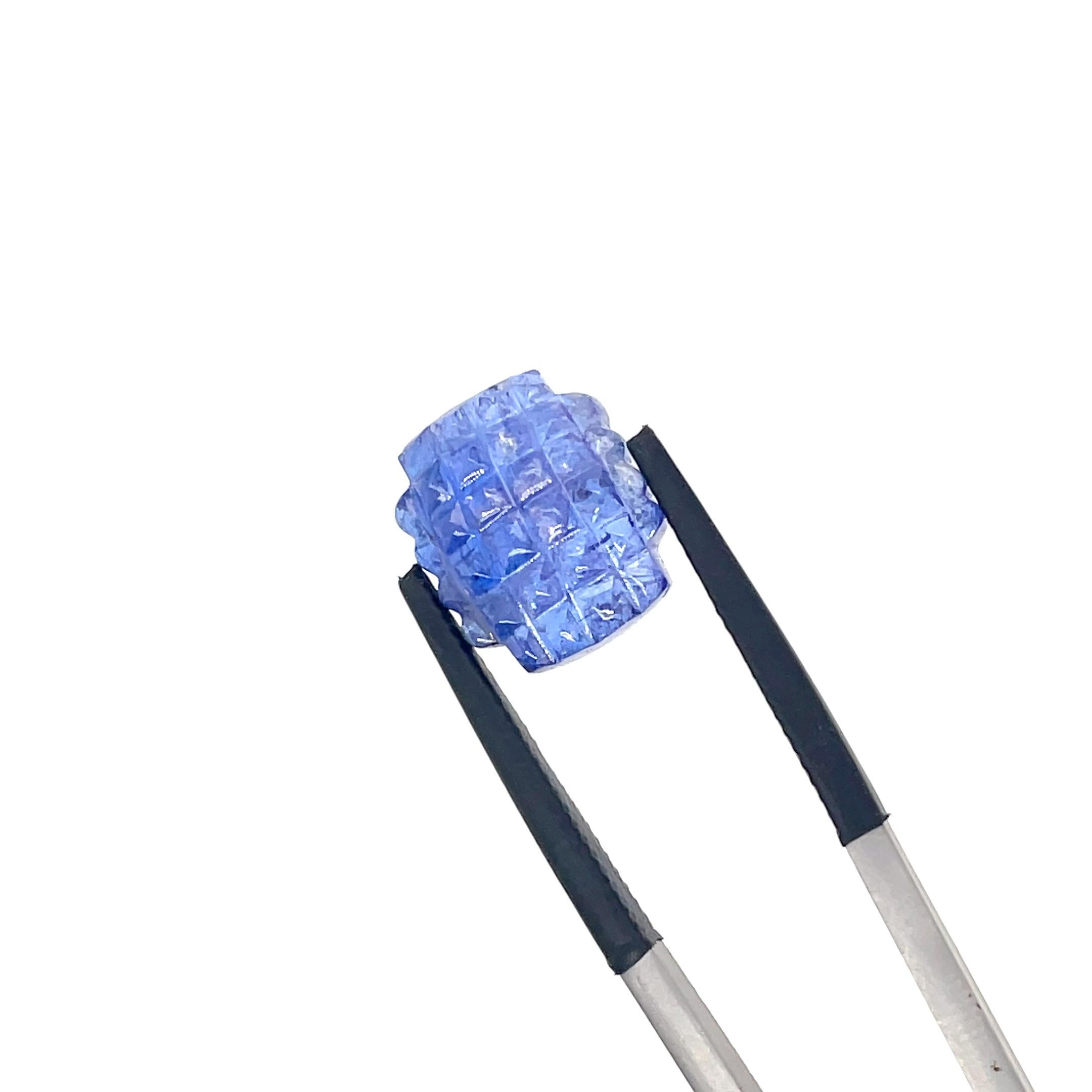2 carati di tanzanite intagliata 18,41 in vendita 2