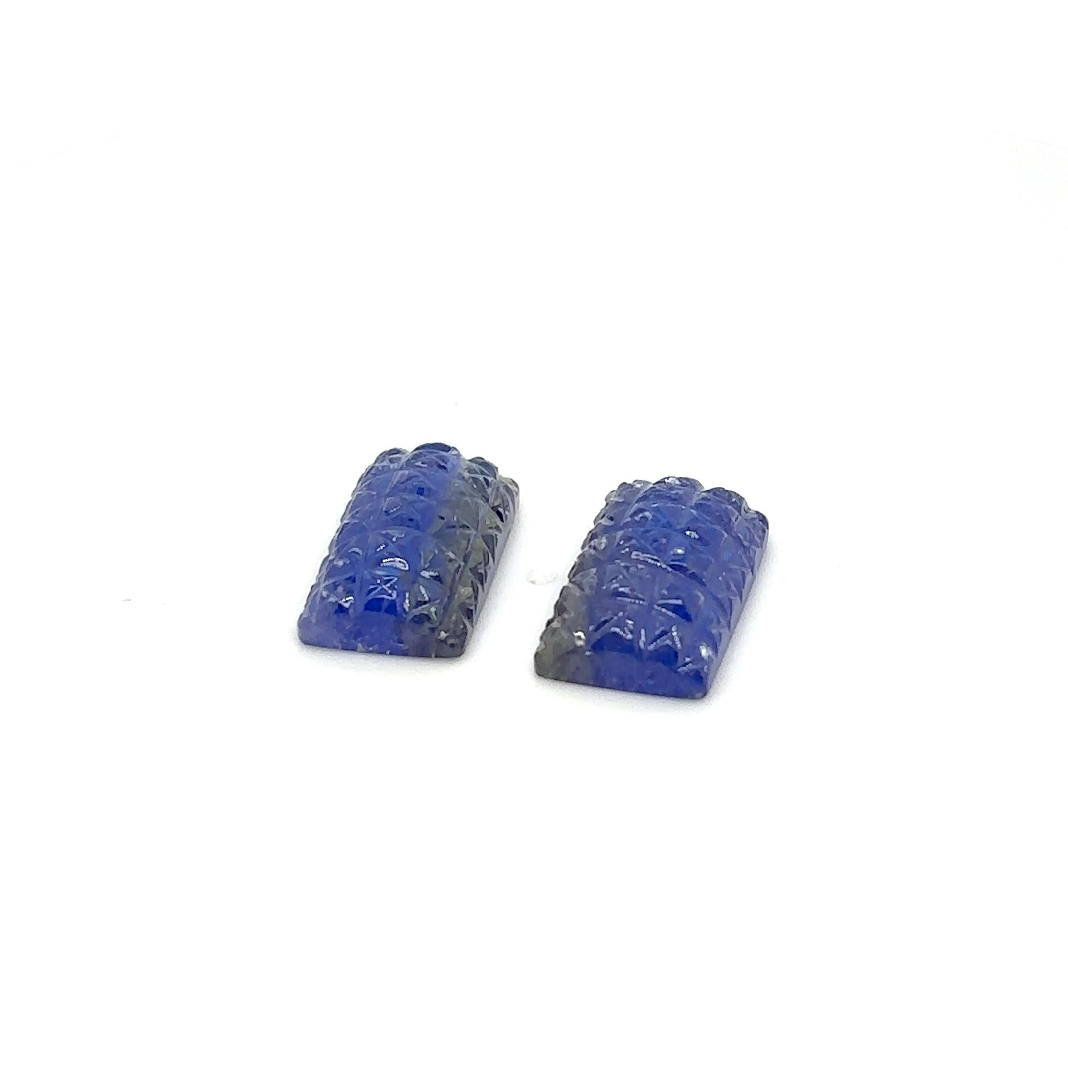 Contemporaneo 2 Pietre di tanzanite intagliate Cts 29,05 in vendita