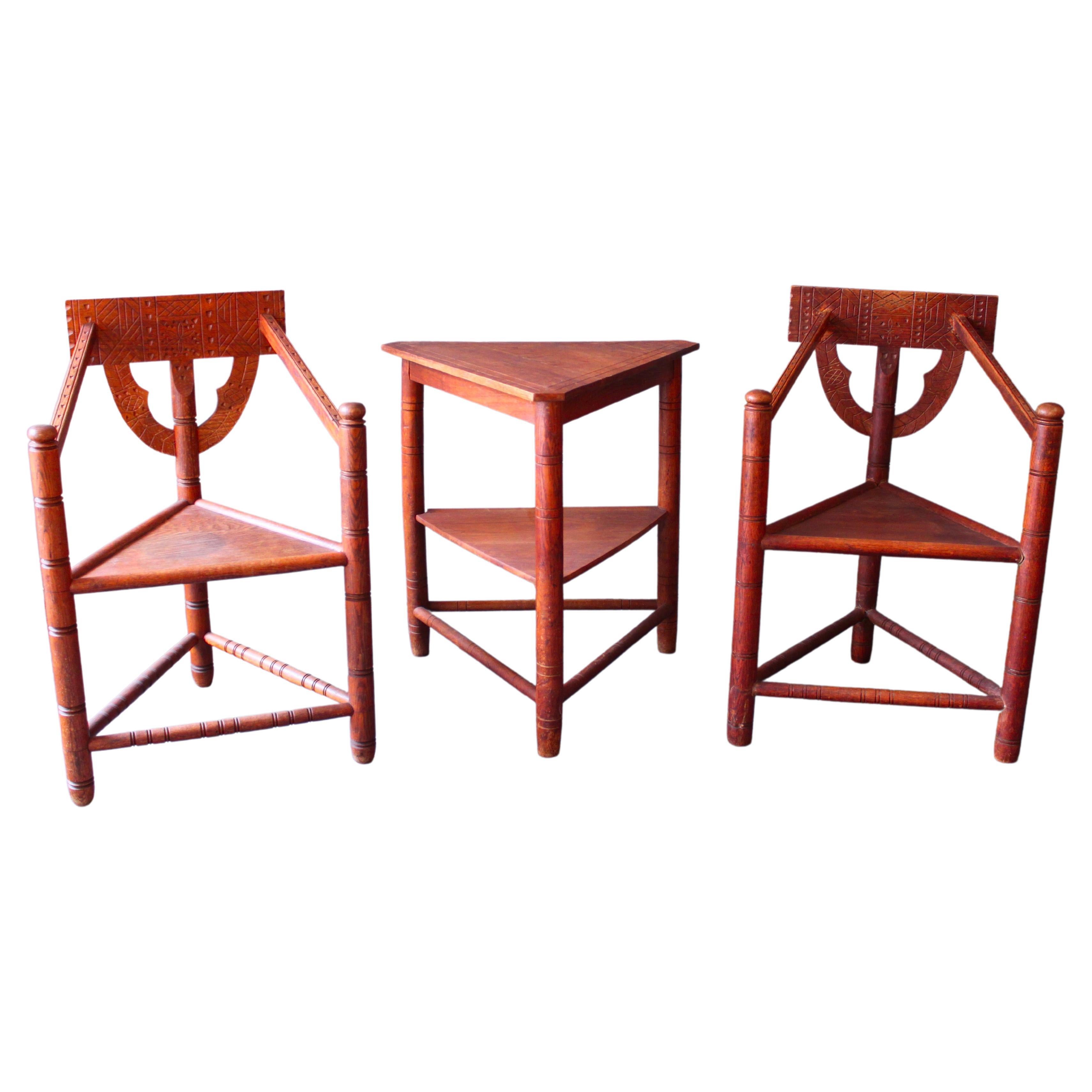 2 chaises et table d'appoint de Bernhard Hoetger pour Fischerhuder Werkstätten, 1915 en vente