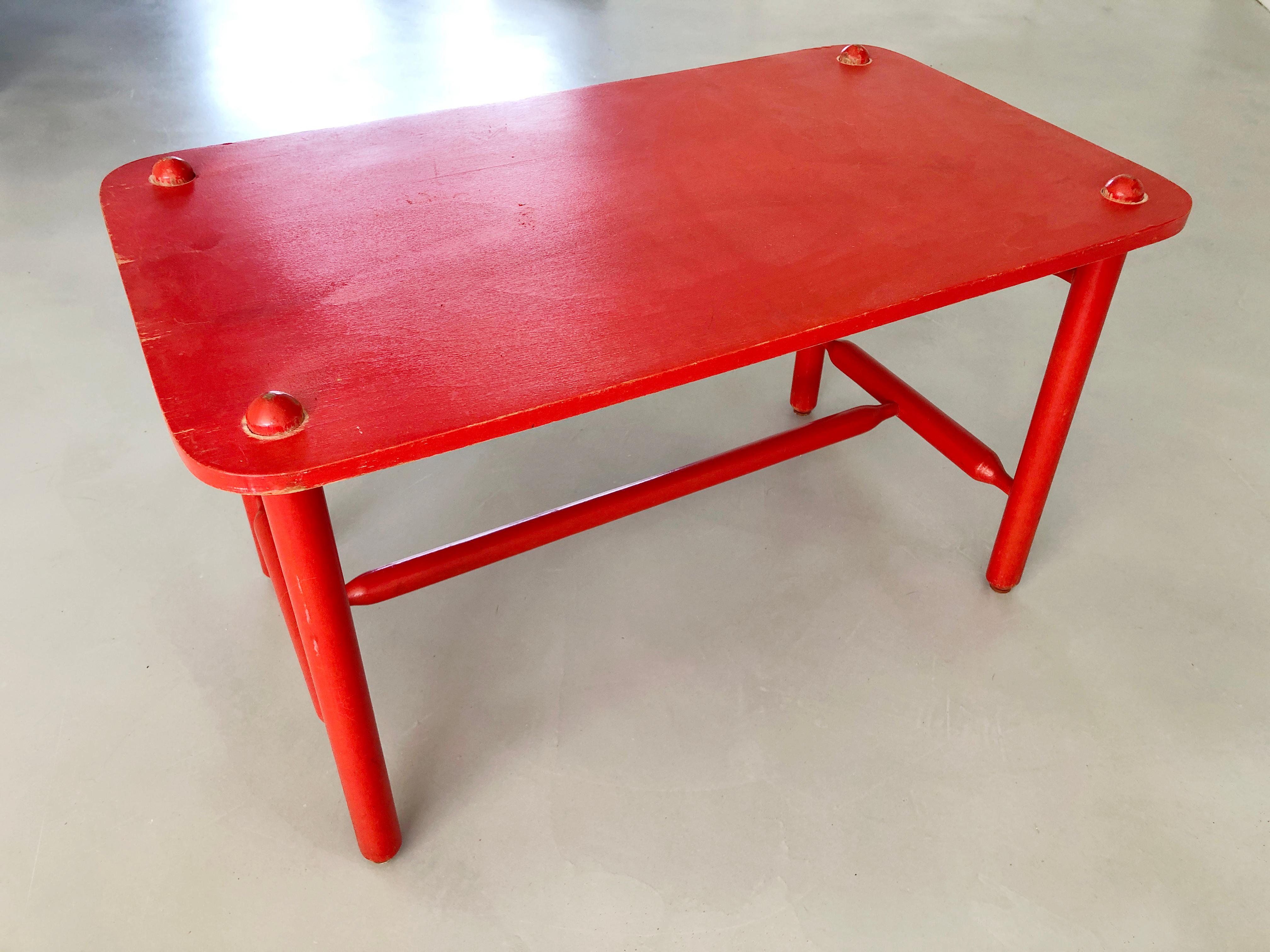 2 Stühle und Tischset Anna - Karin Mobring für IKEA 1963 - Originalfarbe (Buchenholz) im Angebot