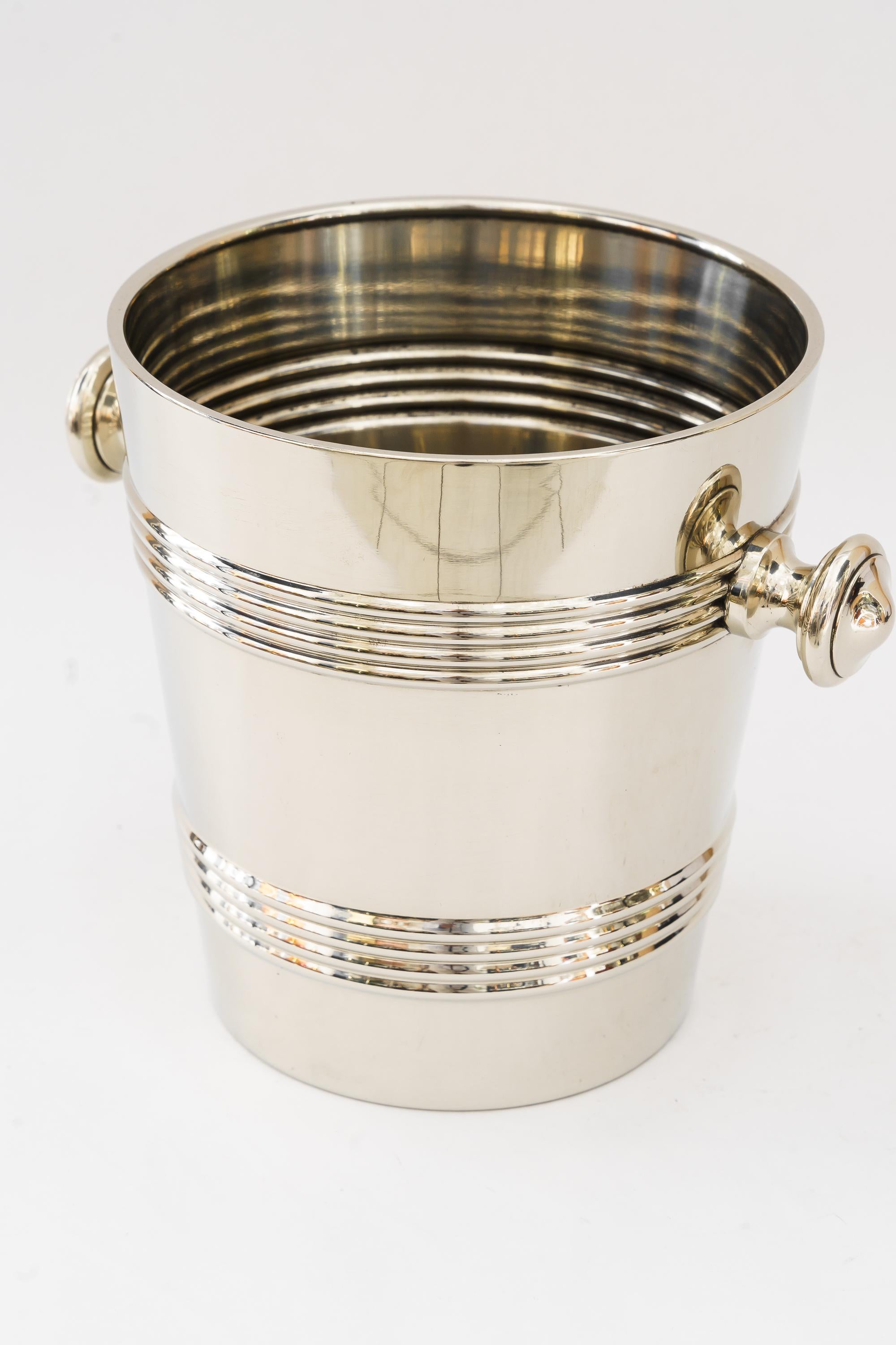 2 Champagne Buckets Round, 1920s 'Alpaca ' by Berndorf ( marked )
Only Polished 
