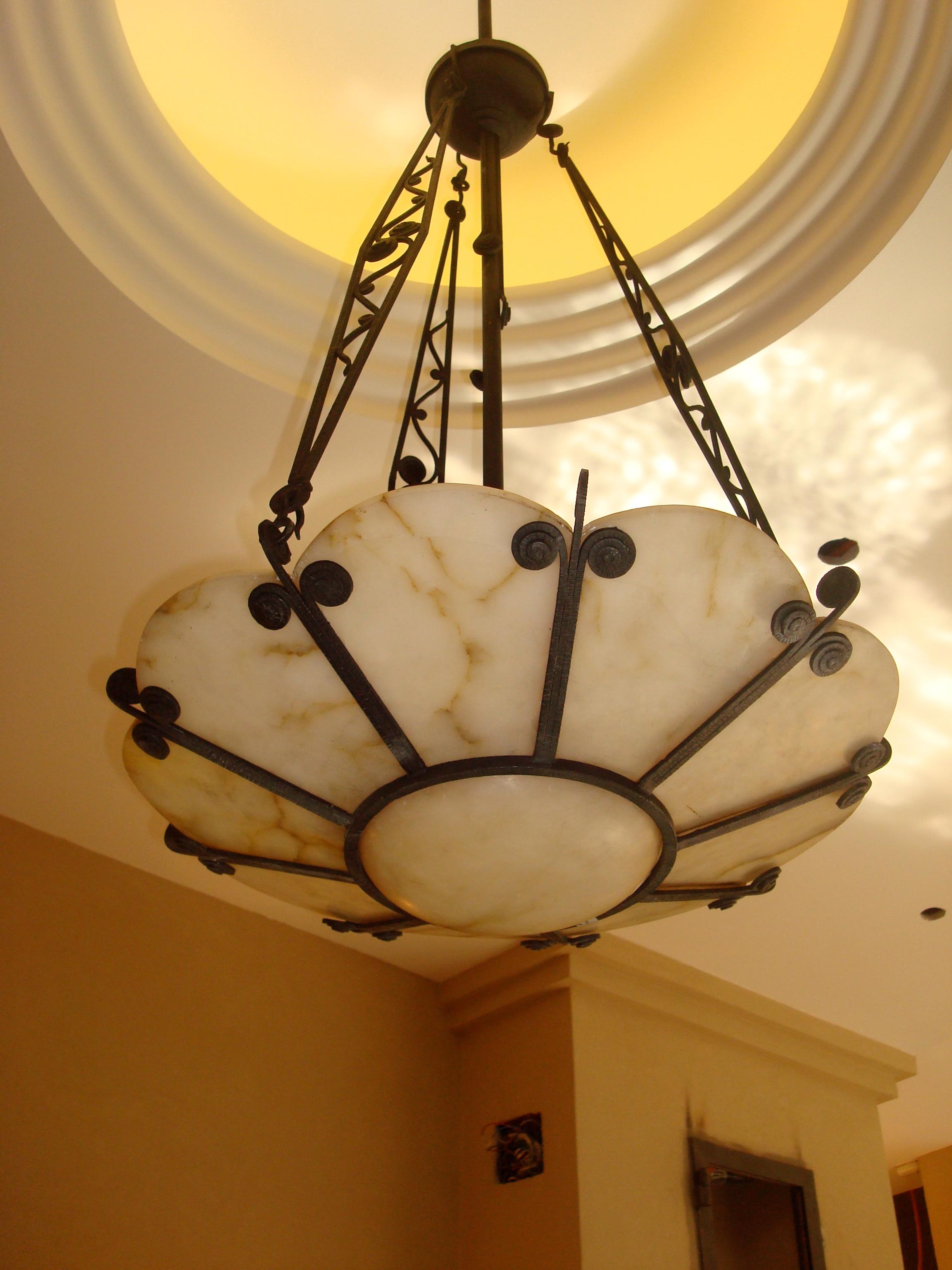 Early 20th Century 2 Chandeliers in Alabaster, Style: Jugendstil, Art Nouveau, Liberty, 1915 For Sale