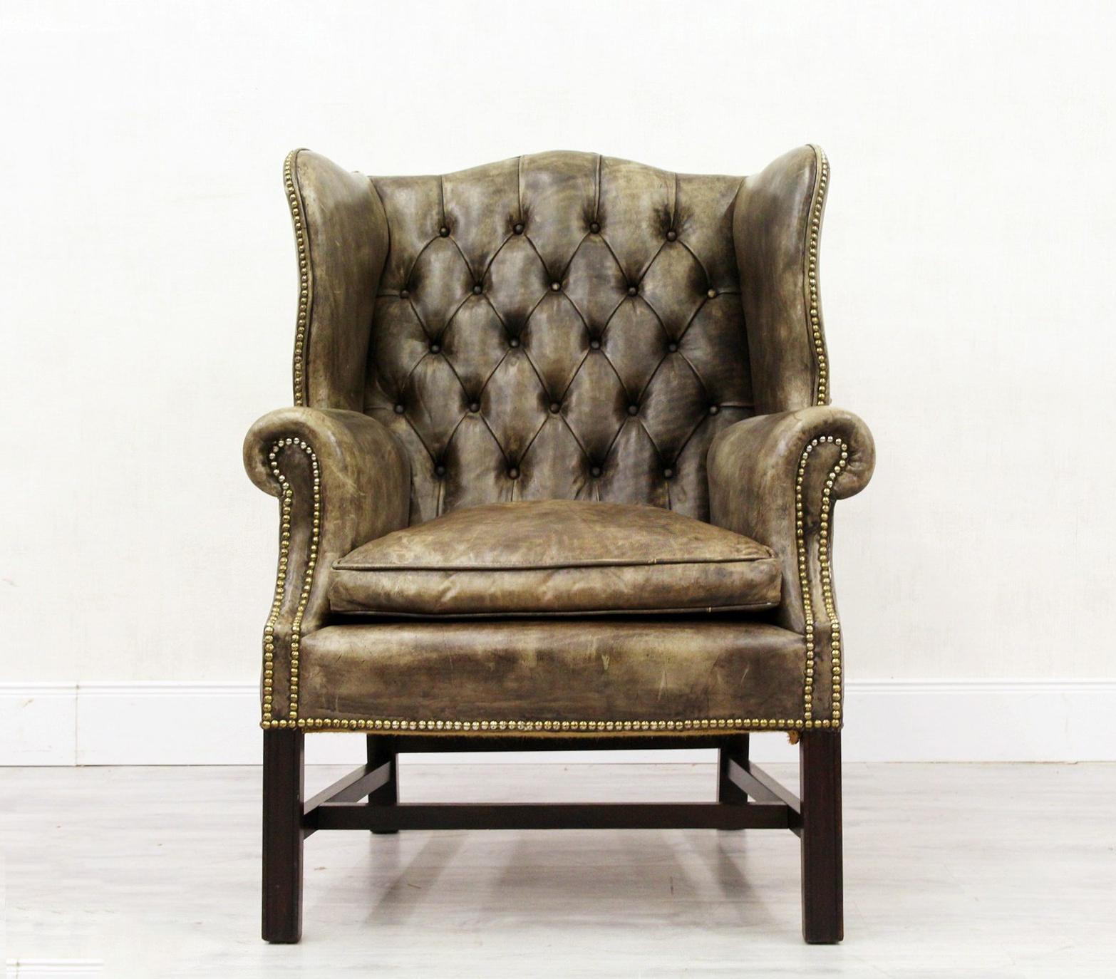 2 Chesterfield Armchair Wing Chair Antique Chair im Zustand „Gut“ im Angebot in Lage, DE