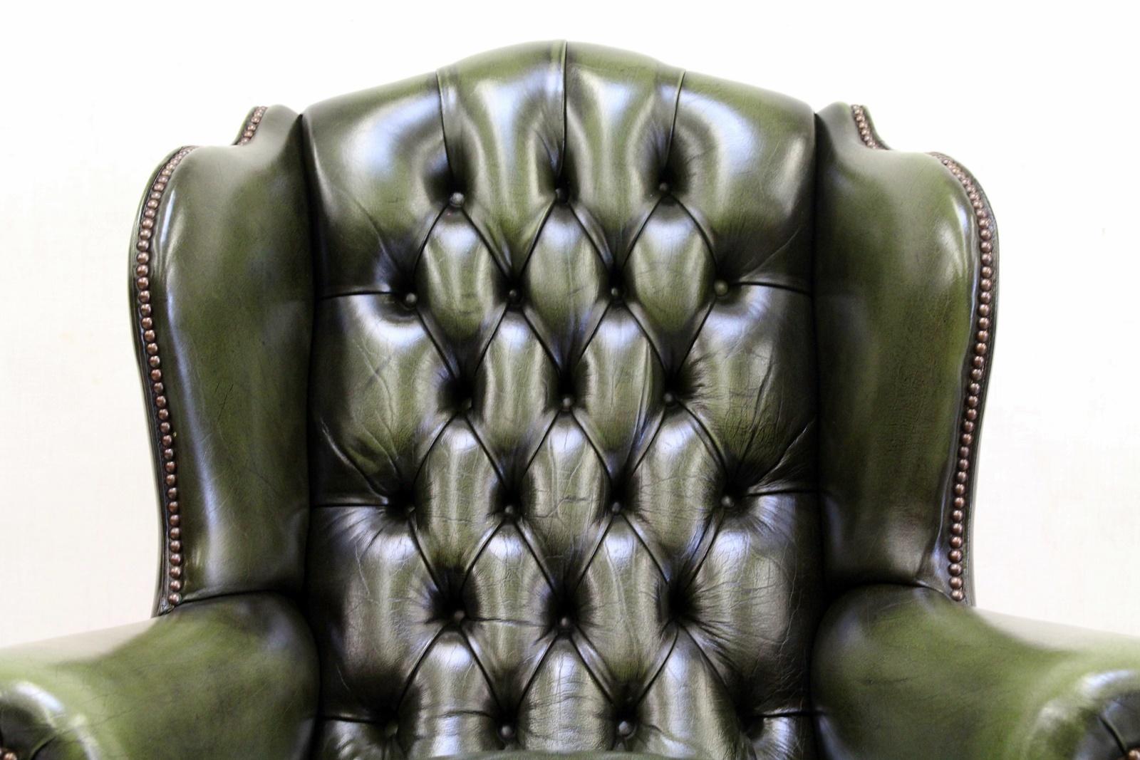 Late 20th Century 2 Chesterfield Wing Chair Armchair Recliner Antique For Sale